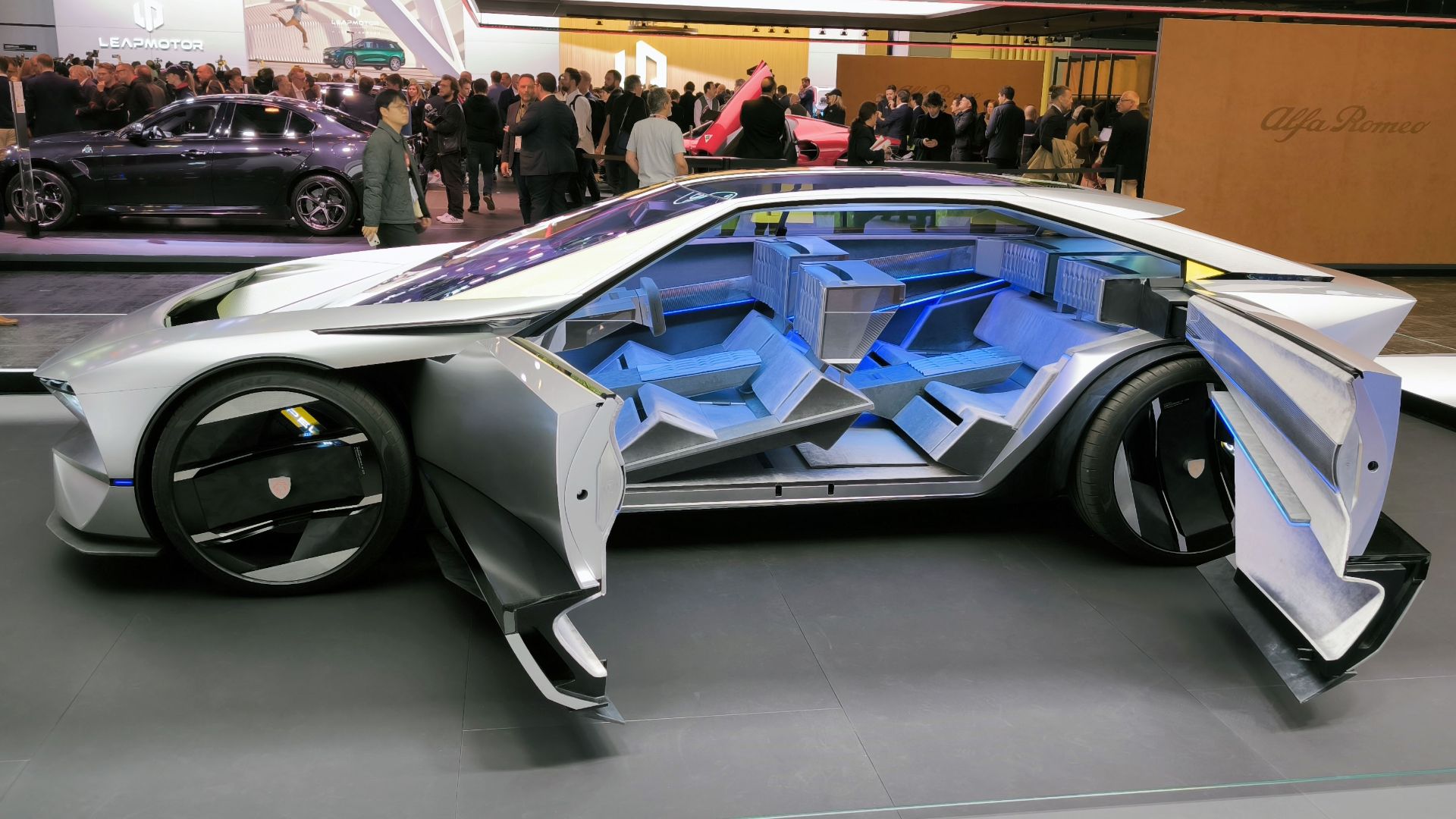 File:Peugeot Inception.jpg