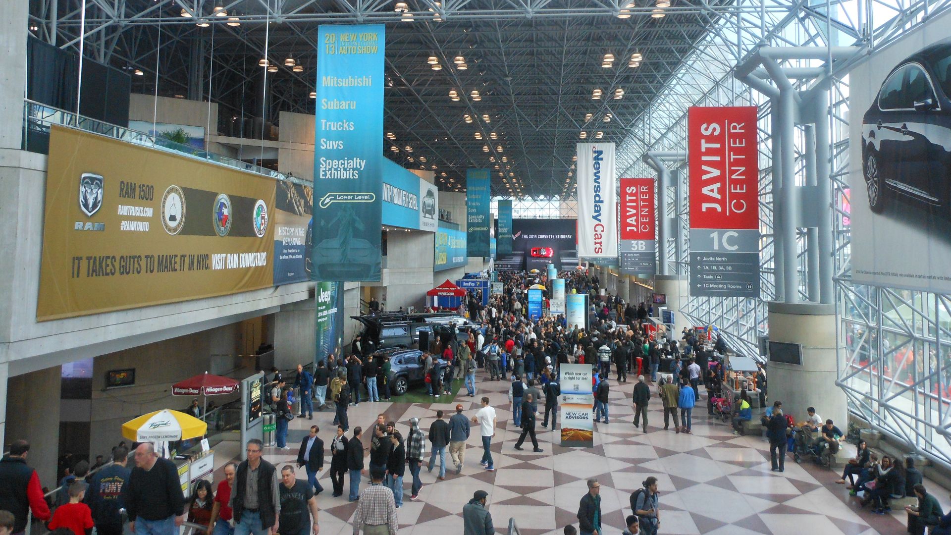 File:NY Auto Show 2013.JPG