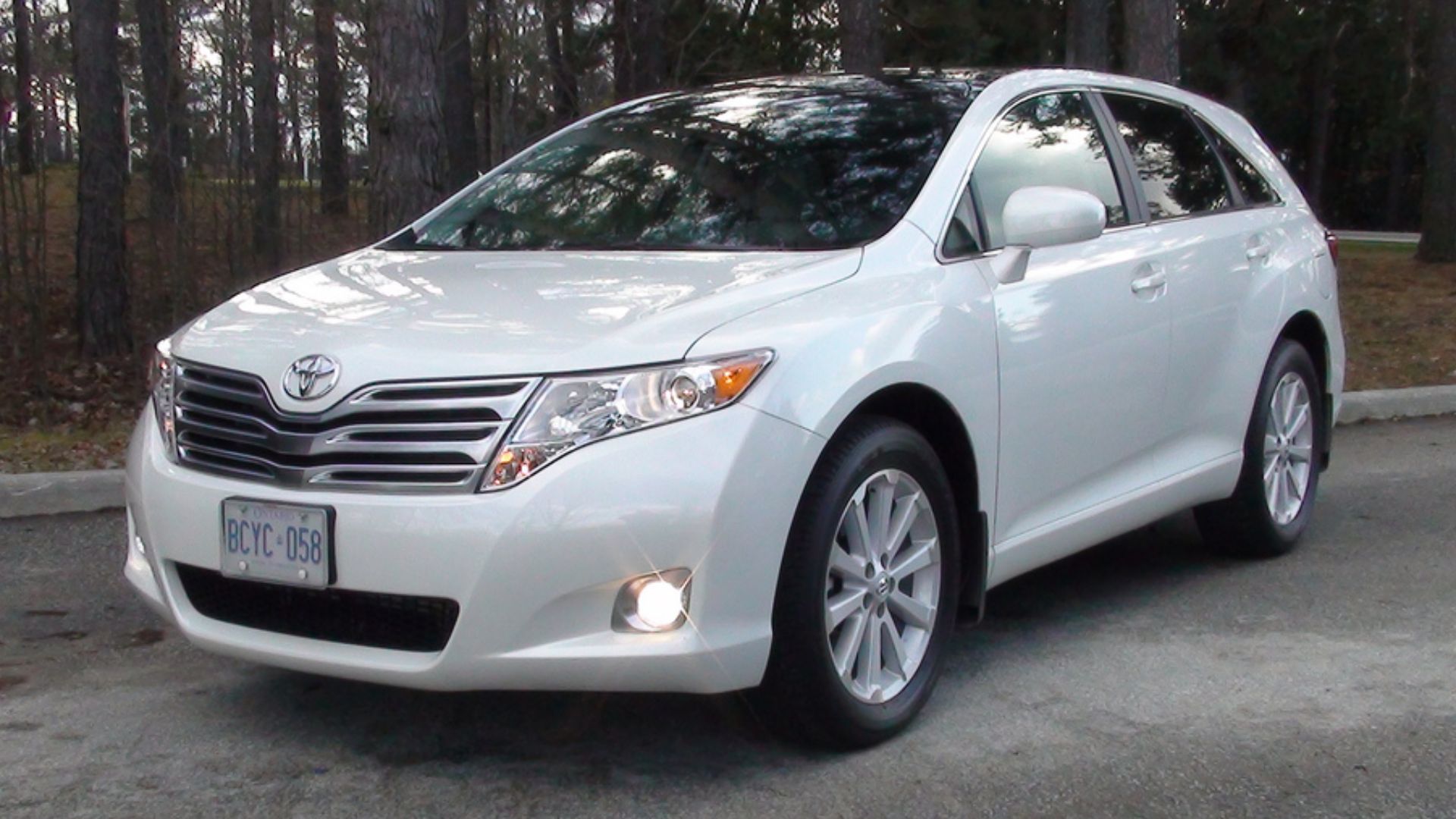 File:2009-Toyota-Venza.jpg
