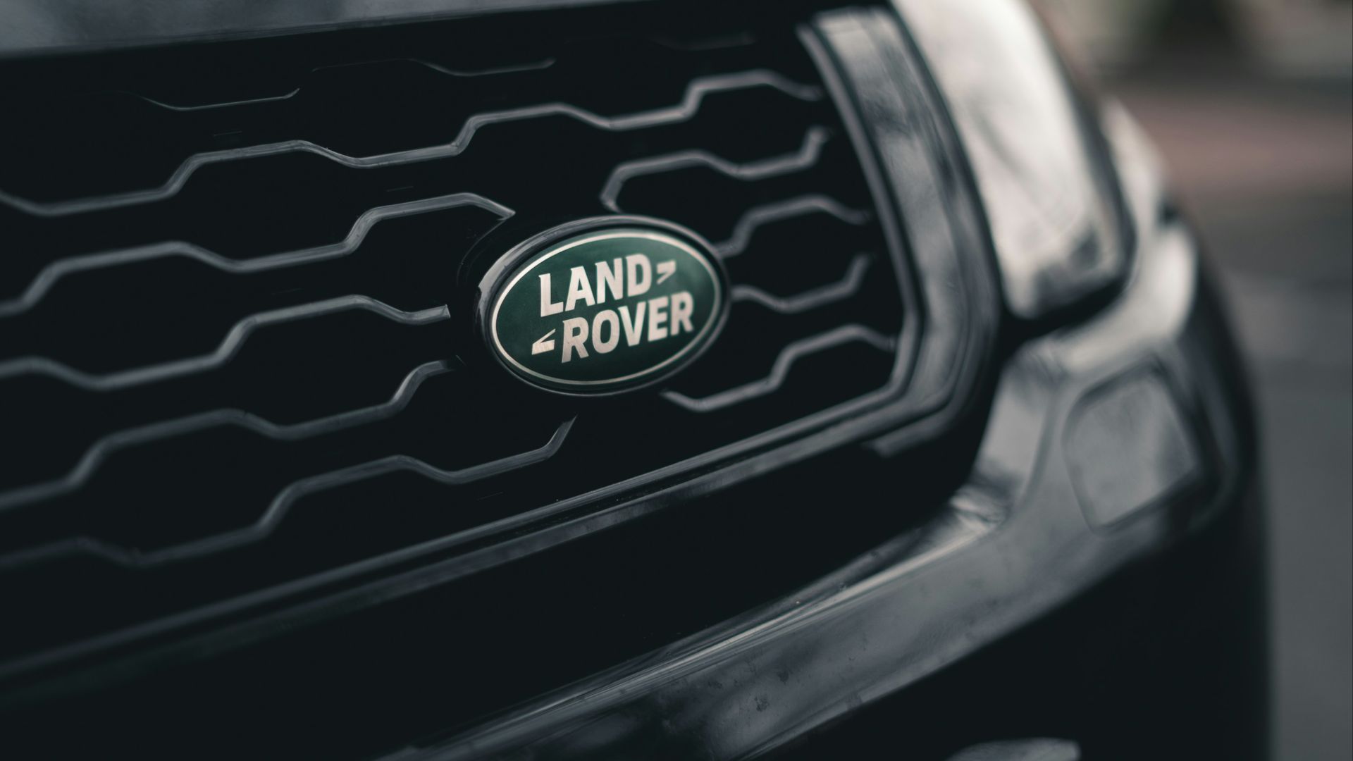 black Land Rover vehicle
