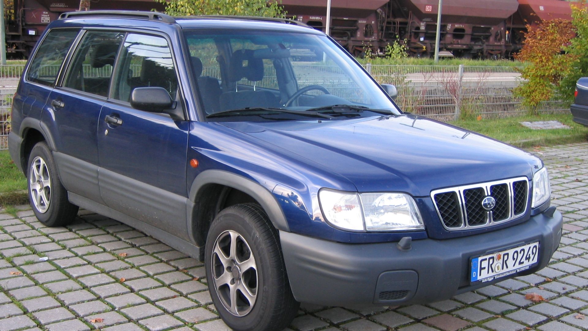 File:Subaru Forester right.jpg