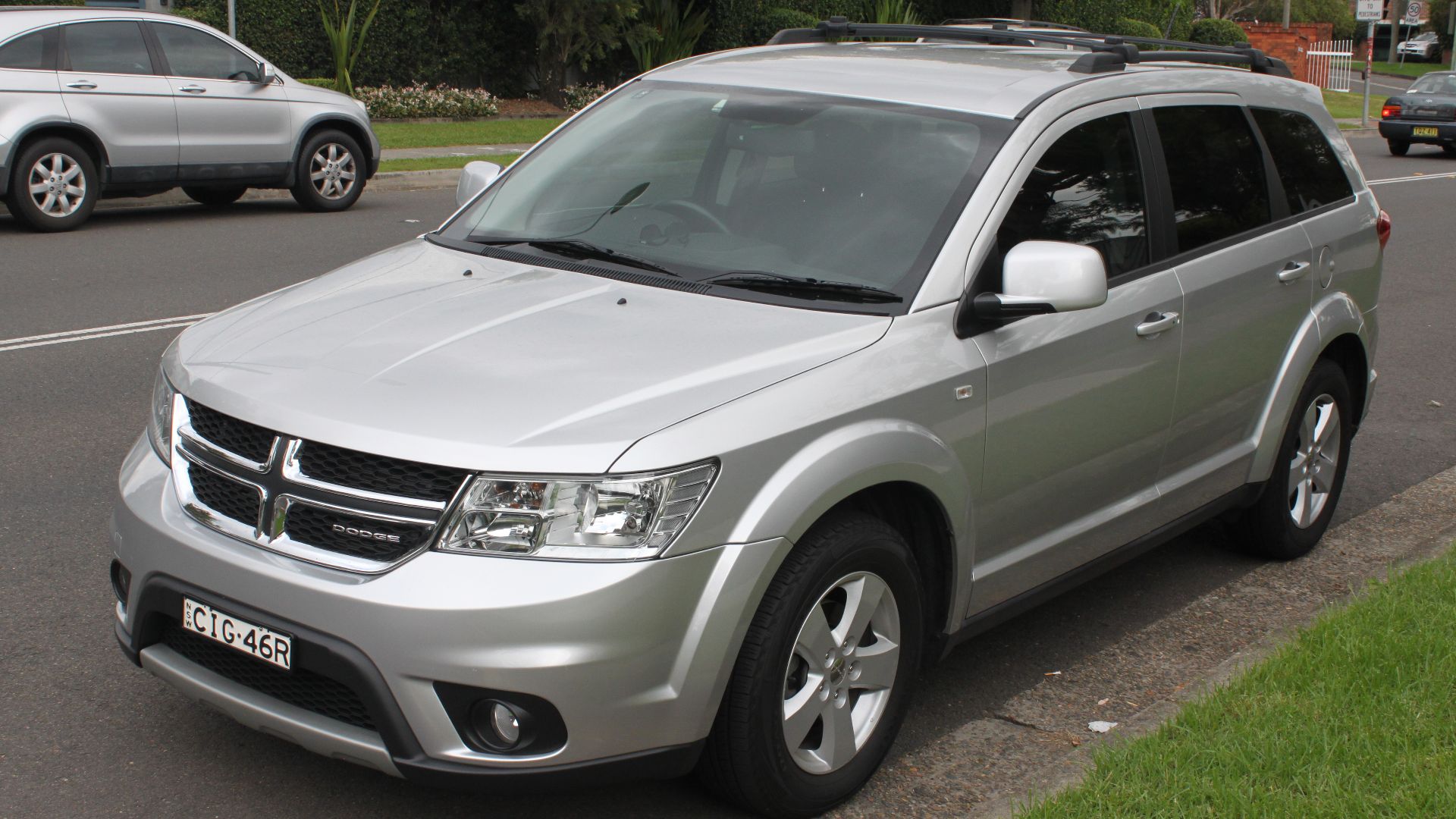 File:2012 Dodge Journey (JC) SXT wagon (26380514590).jpg
