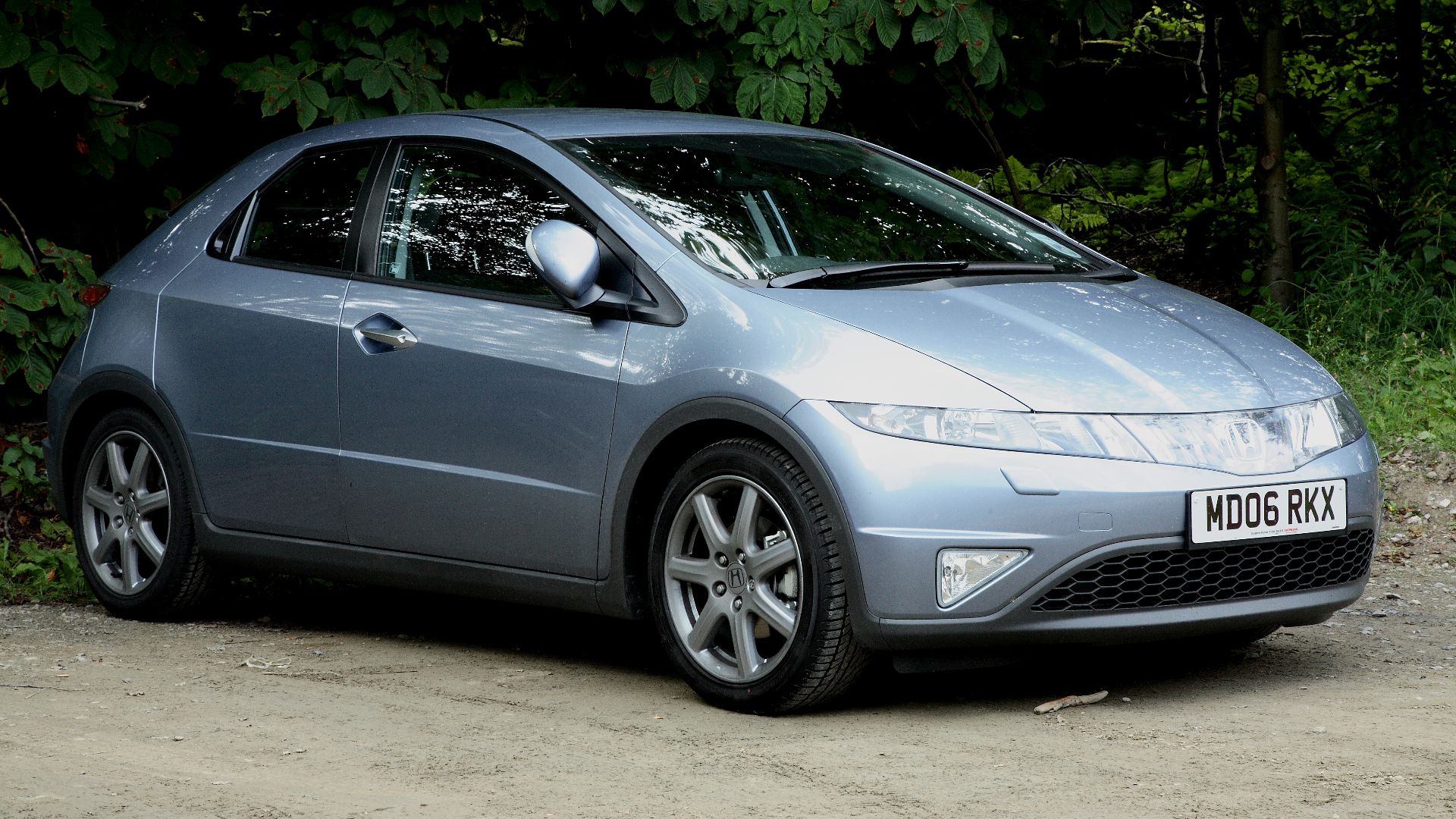 File:2006 Honda Civic 5-door.jpg