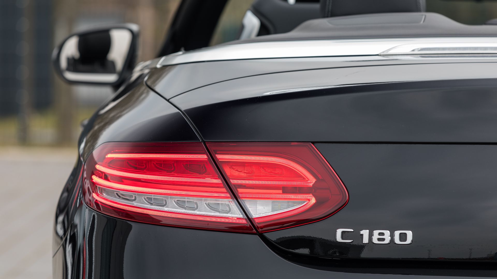 File:Münster, Beresa, Mercedes-Benz C-Klasse Cabrio -- 2018 -- 1757.jpg