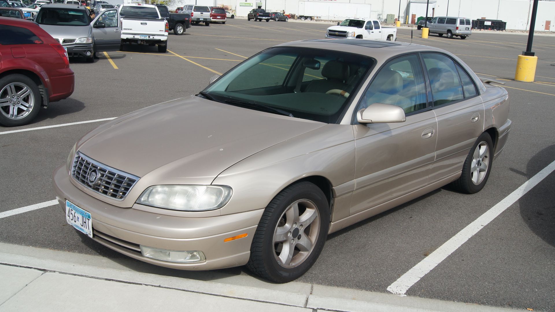 File:2000 Cadillac Catera (15428047506).jpg