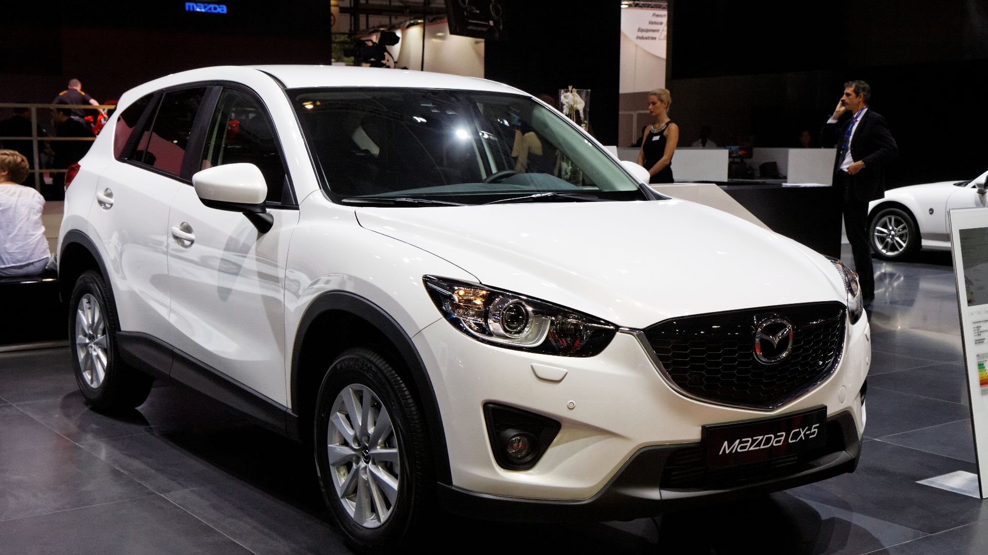 File:Mazda CX-5 - Mondial de l'Automobile de Paris 2012 - 001.jpg
