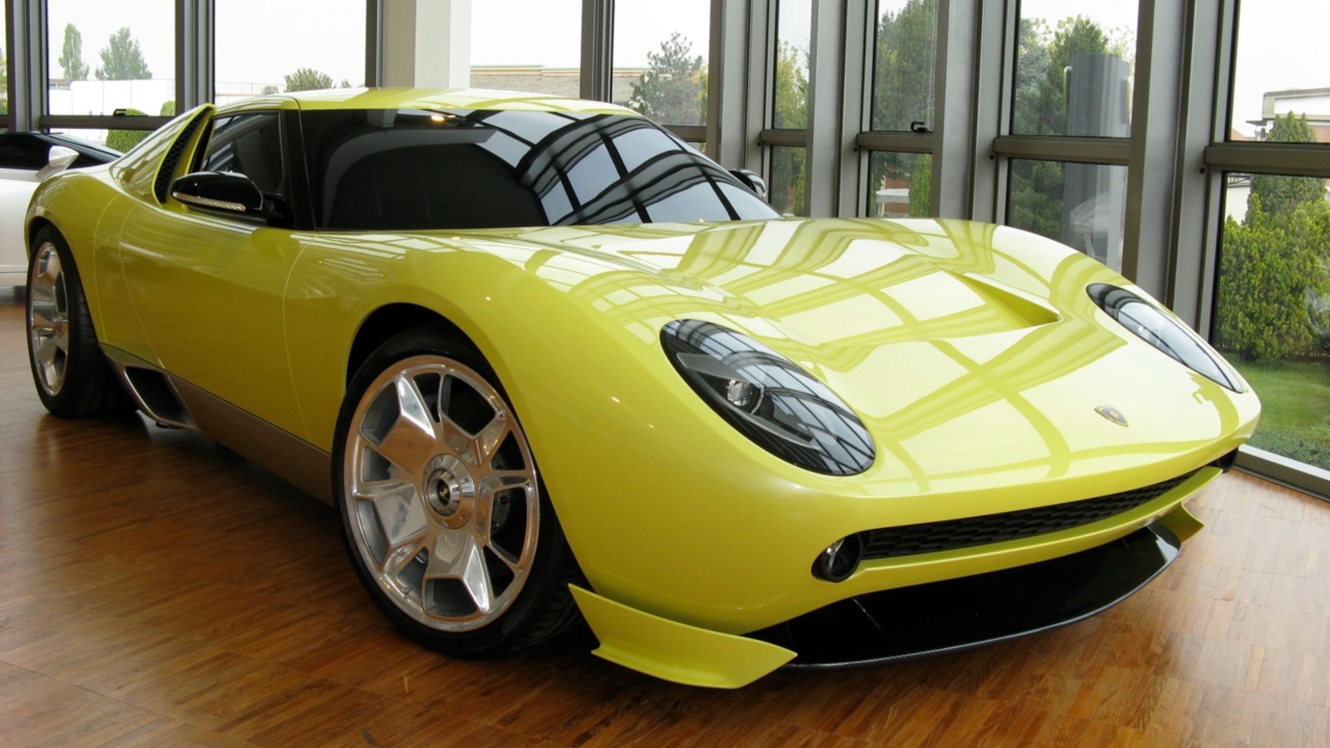 File:Lamborghini Miura Concept.jpg