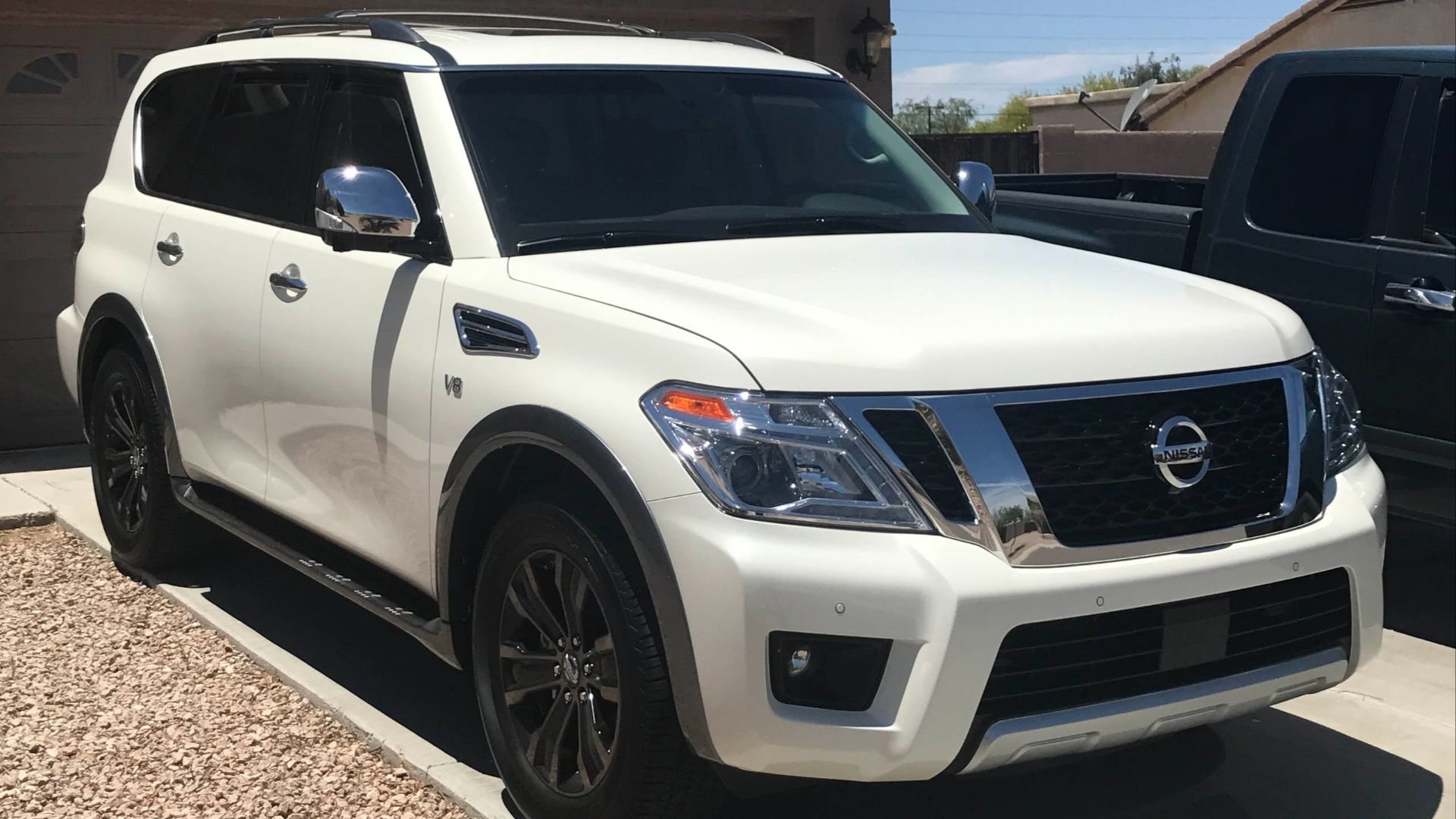 File:2017 Nissan Armada Platinum (cropped).jpg