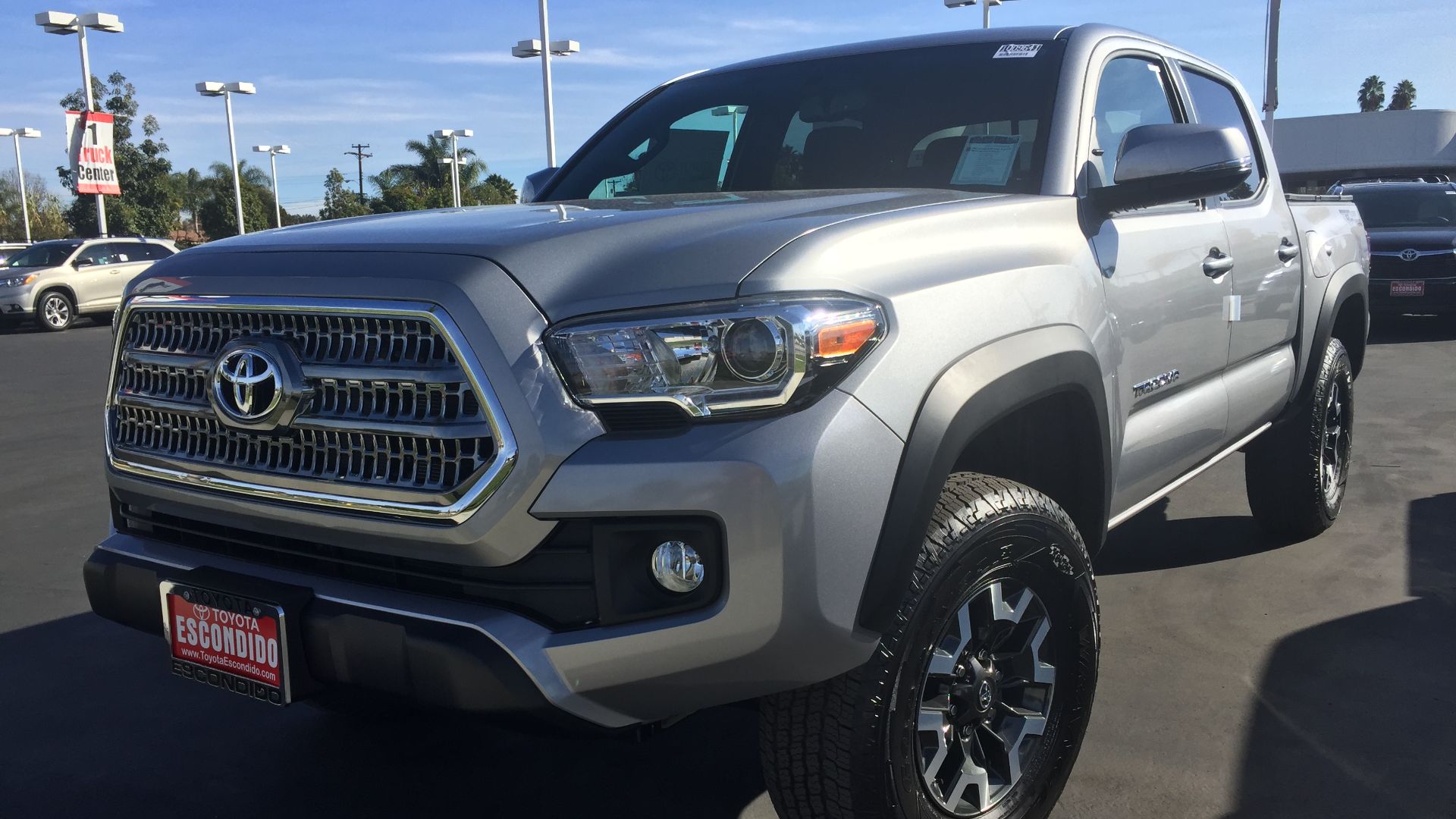 File:2016 Toyota Tacoma .jpg