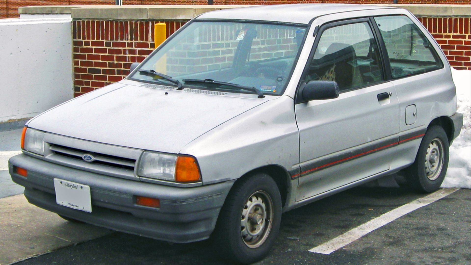File:1988-1989 Ford Festiva -- 02-22-2010.jpg