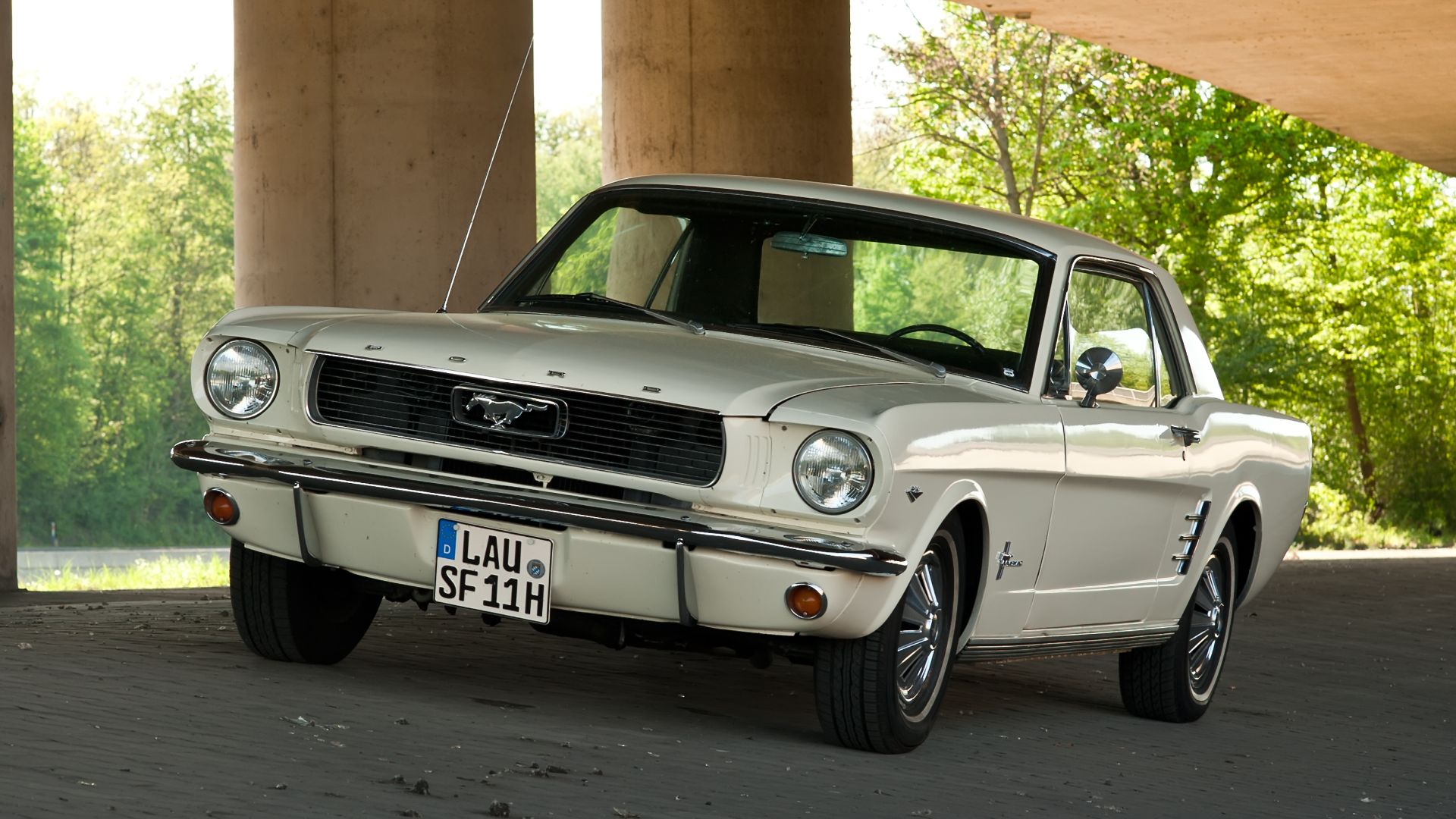 File:1966 Ford Mustang coupe white 003.jpg