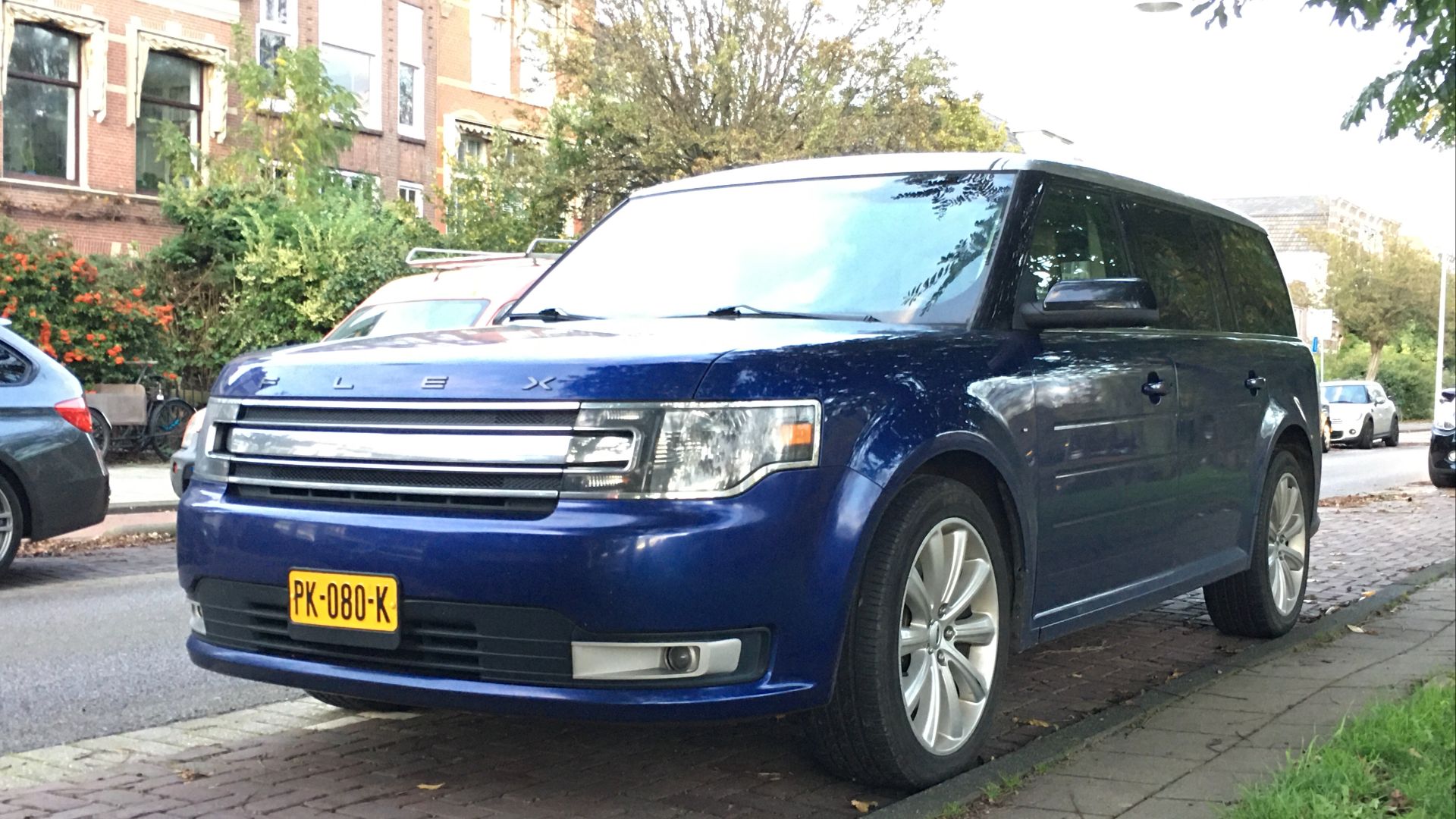 File:2013 Ford Flex 3.5 V6 Ecoboost SEL (49192218641).jpg