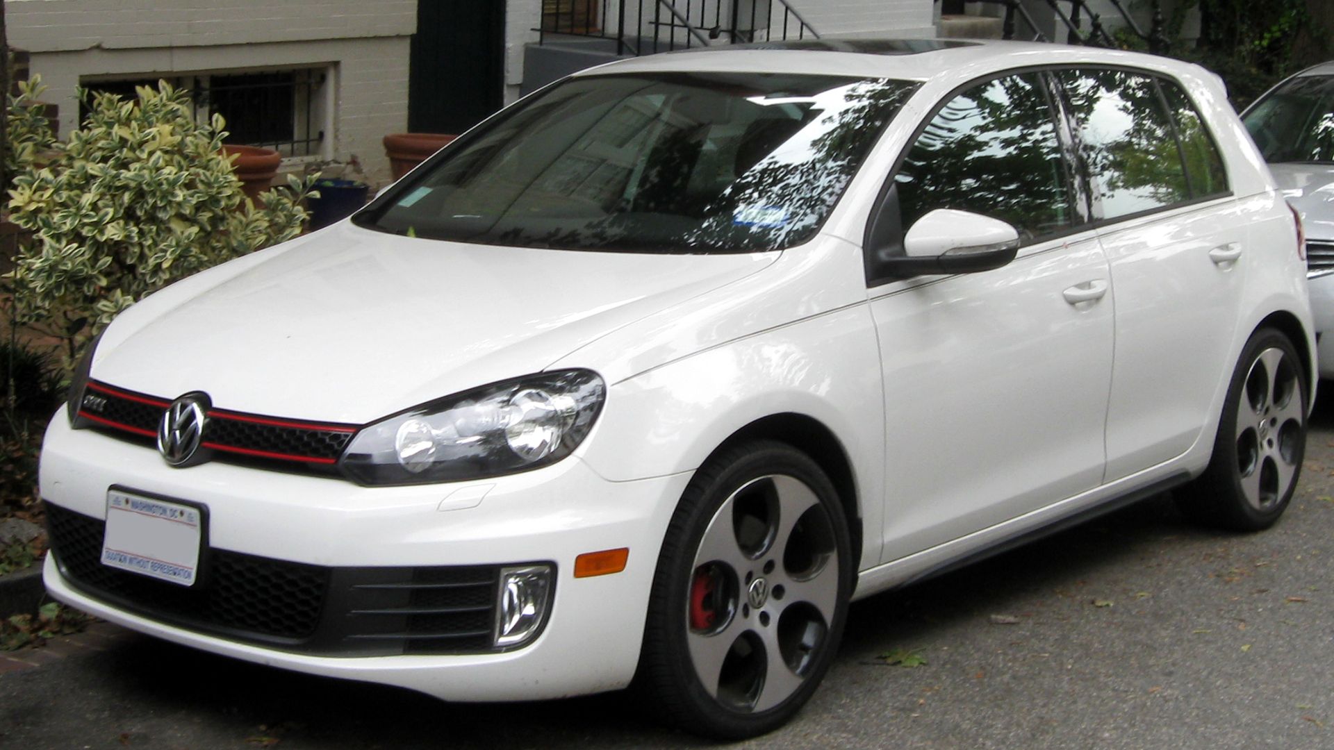 File:Volkswagen GTI 5-door -- 09-15-2011.jpg