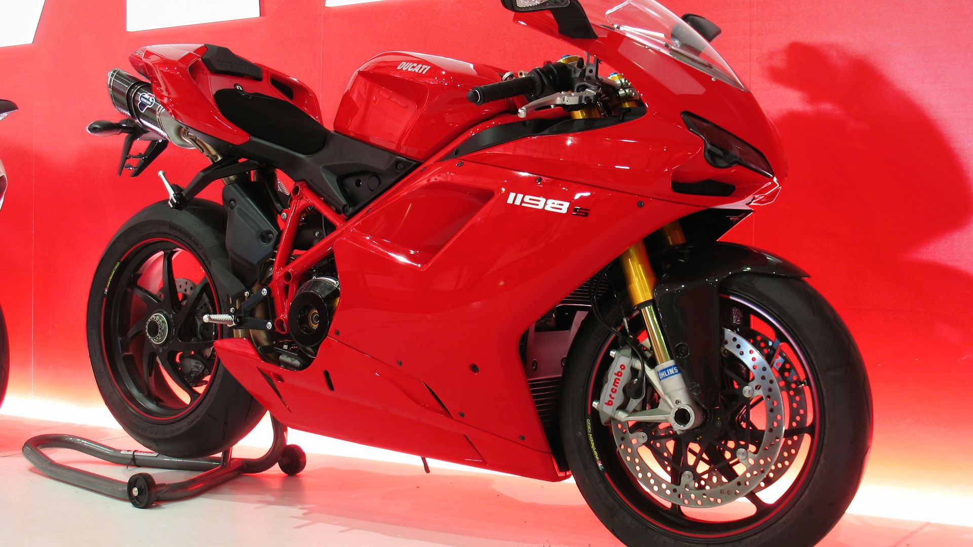 File:Ducati Superbike 1198-S (9660056796).jpg