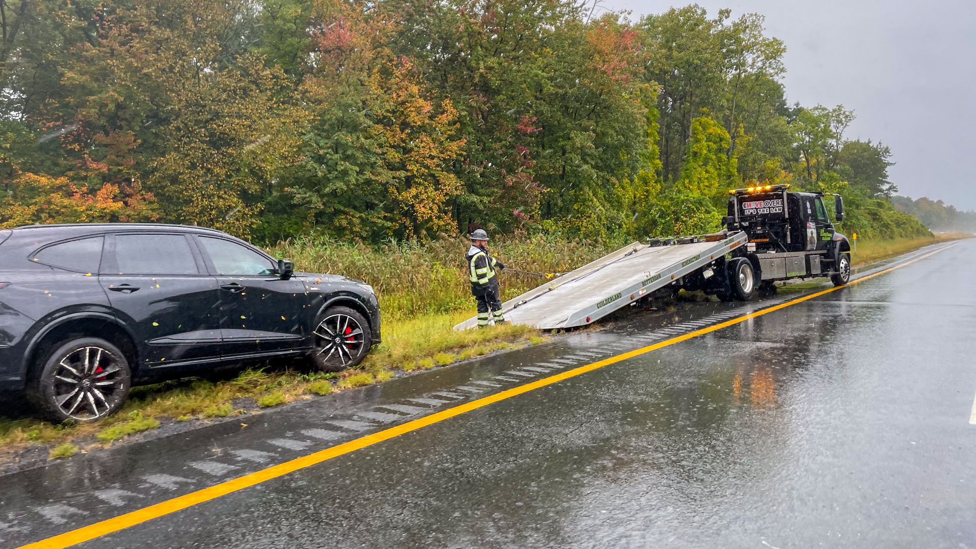 File:Roadside Assistance in New York.jpg