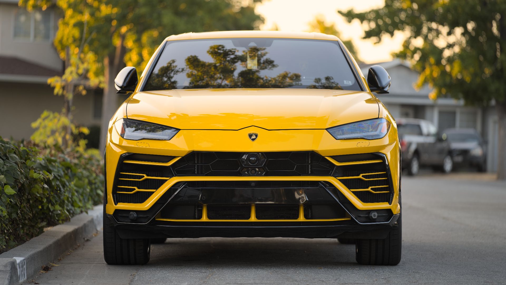 File:Lamborghini Urus front view dllu.jpg