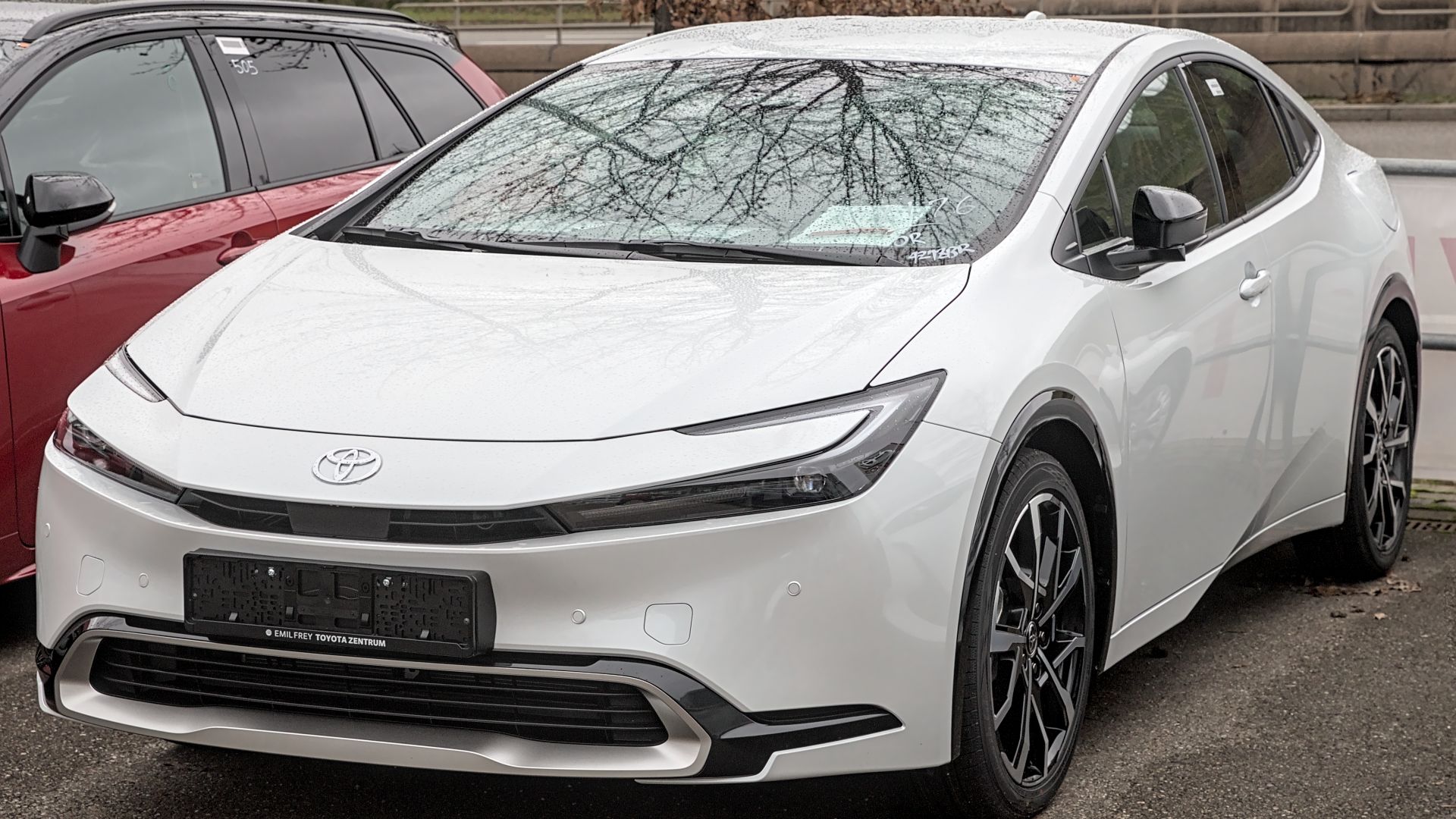 File:Toyota Prius (XW60) Plug-in Hybrid 1X7A1864.jpg