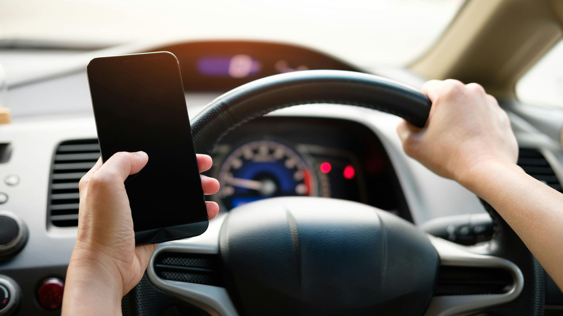 Acharaporn Kamornboonyarush