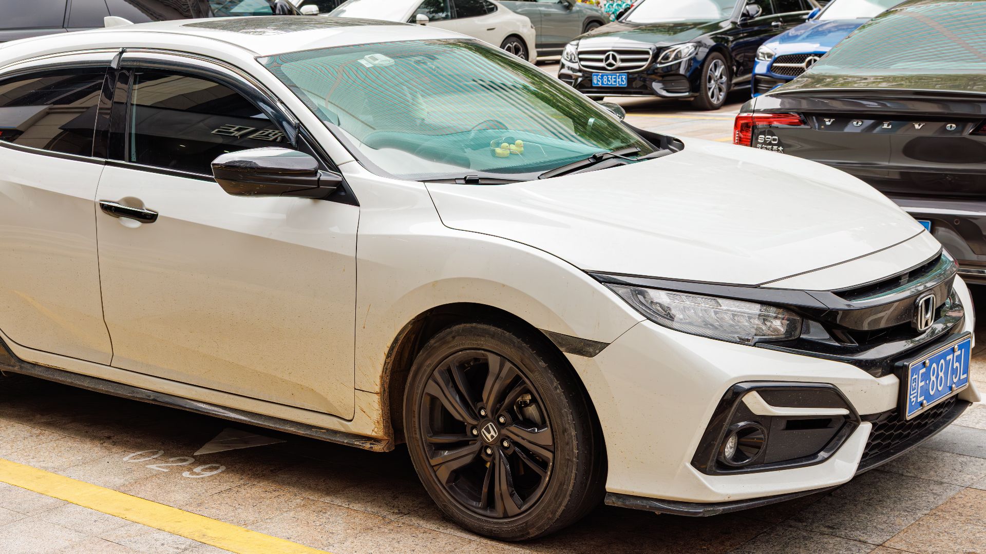 File:HONDA CIVIC HATCHBACK (FC,FK) China (15).jpg