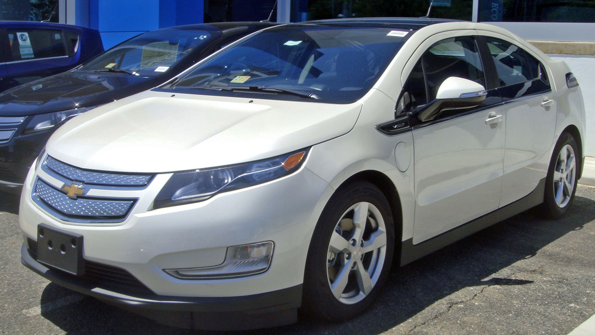 File:DCA 06 2012 Chevy Volt 4035.JPG