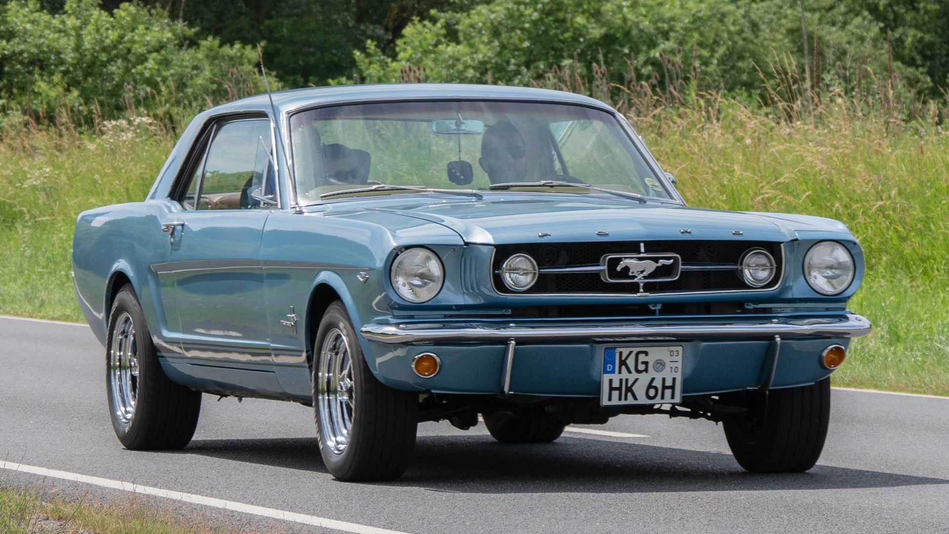 File:Ford Mustang Oldtimertreffen Ebern 2019 6200300.jpg