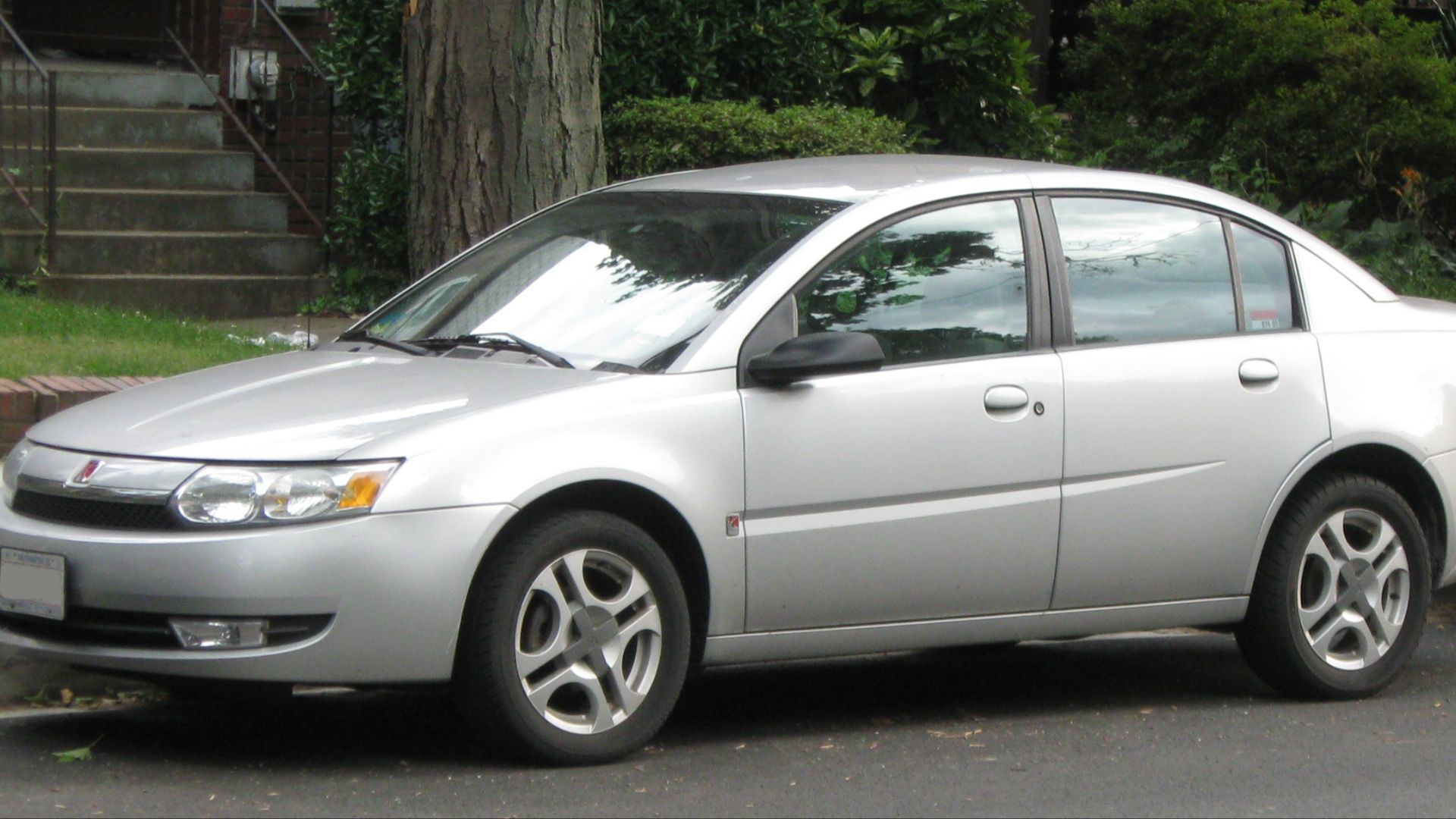 File:Saturn Ion -- 07-09-2009.jpg