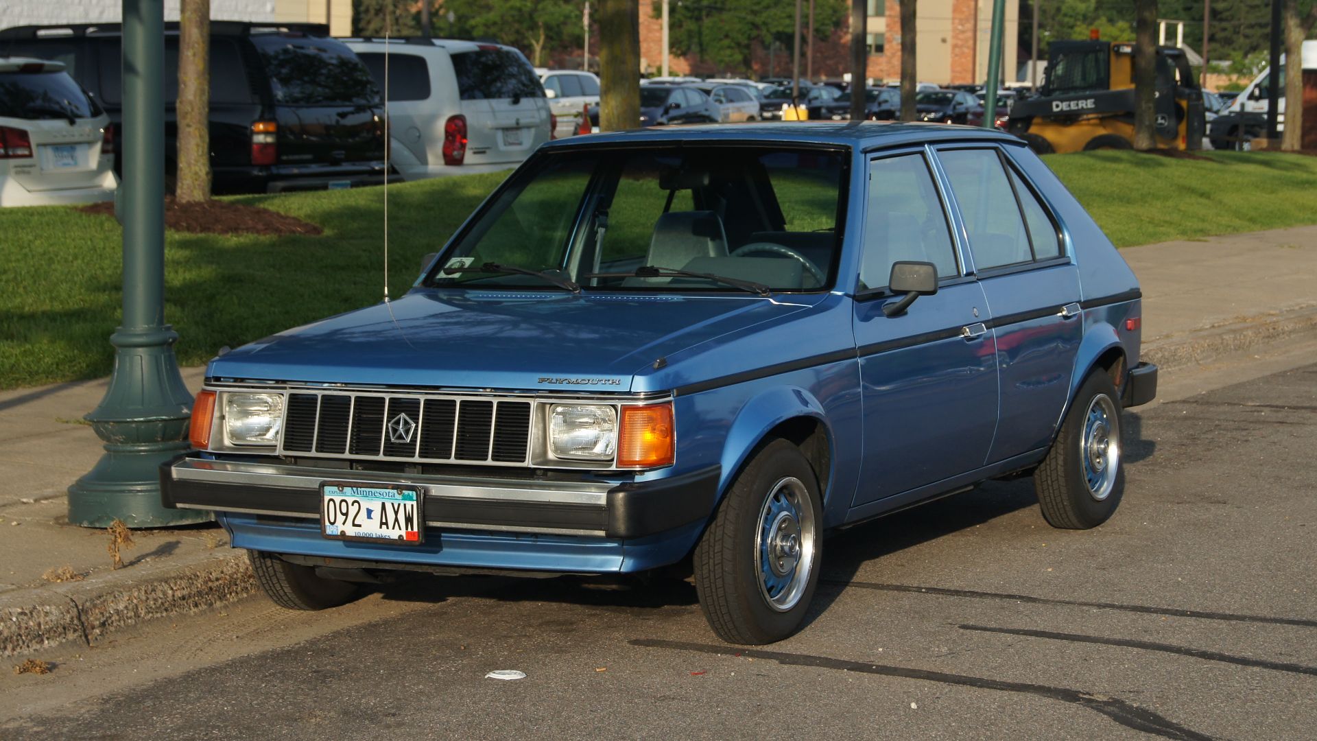 File:1990 Plymouth Horizon (19651413260).jpg