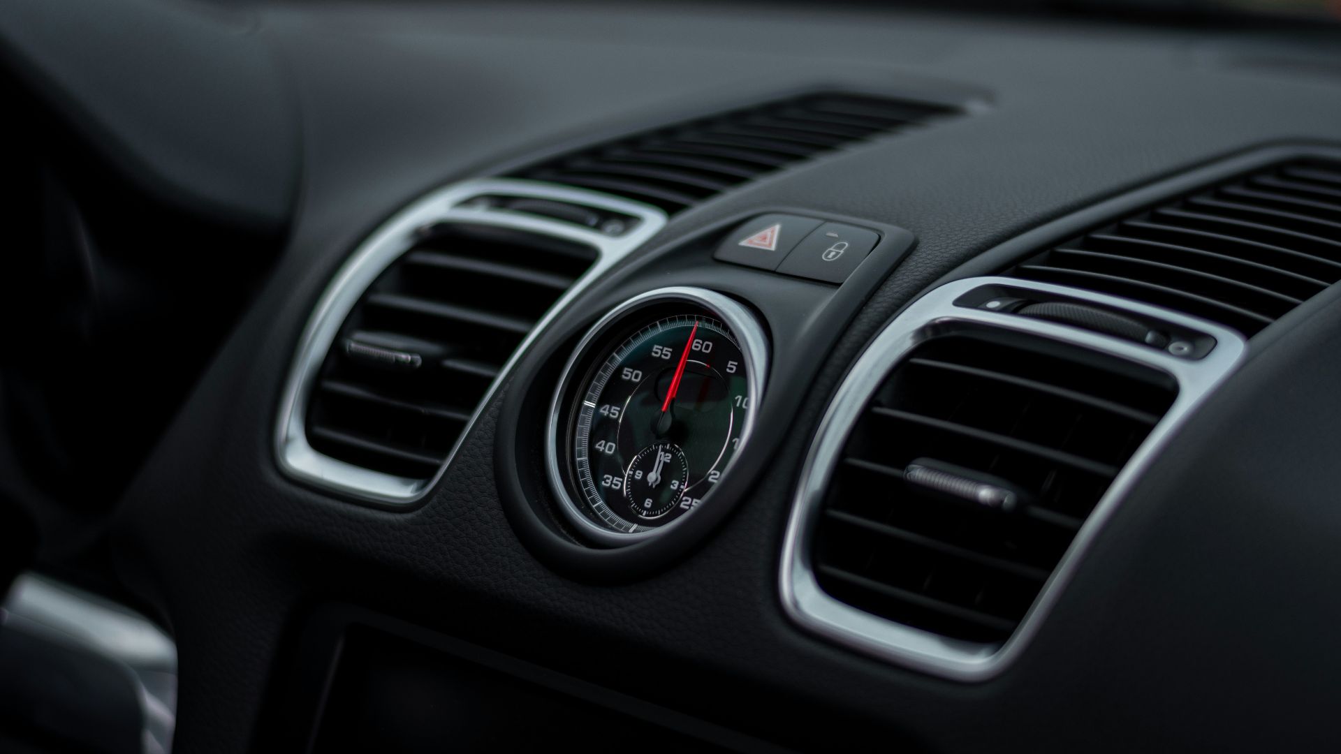 silver and black car air vent