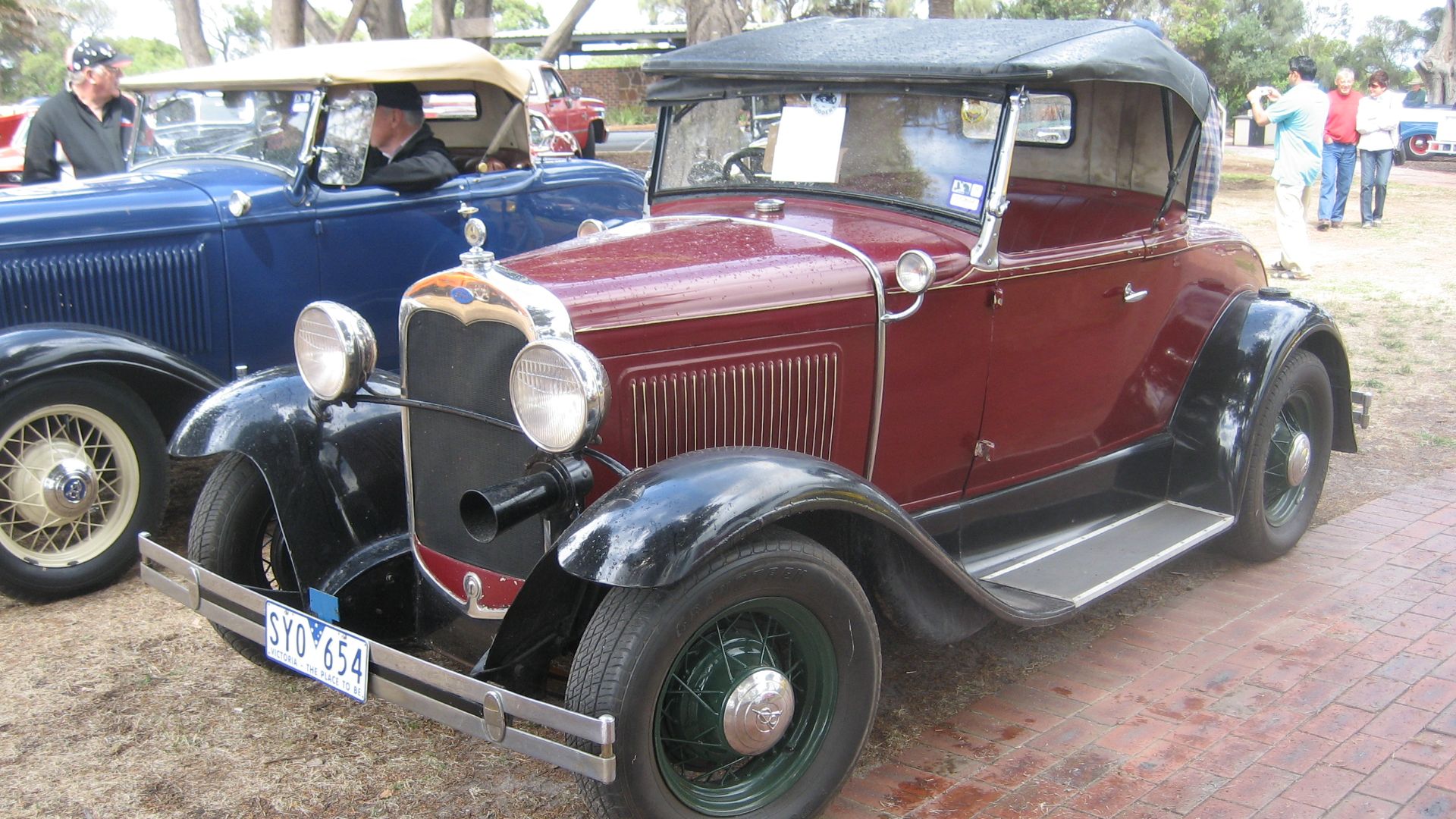 File:Ford Model A Roadster.jpg