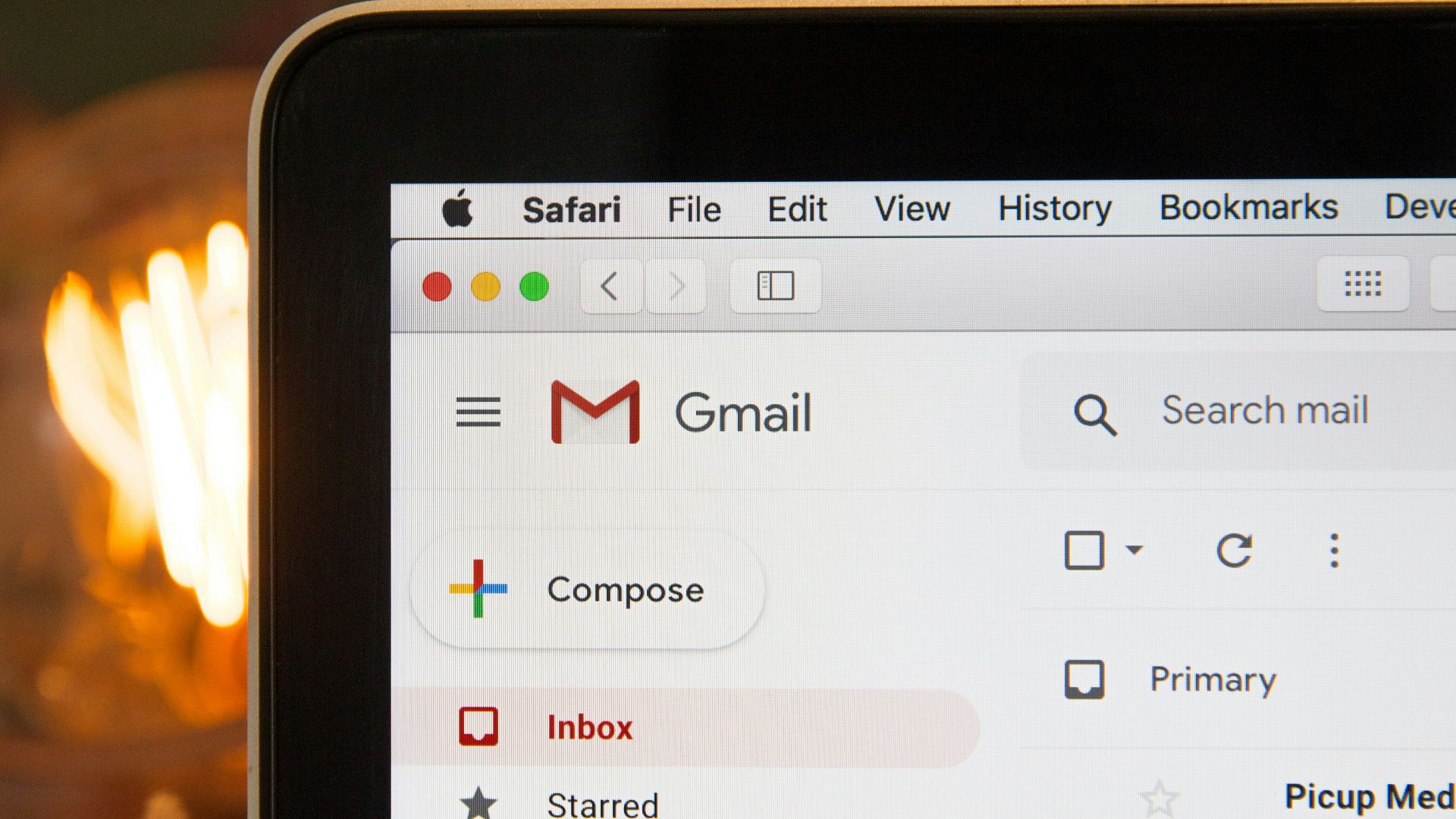 black laptop computer