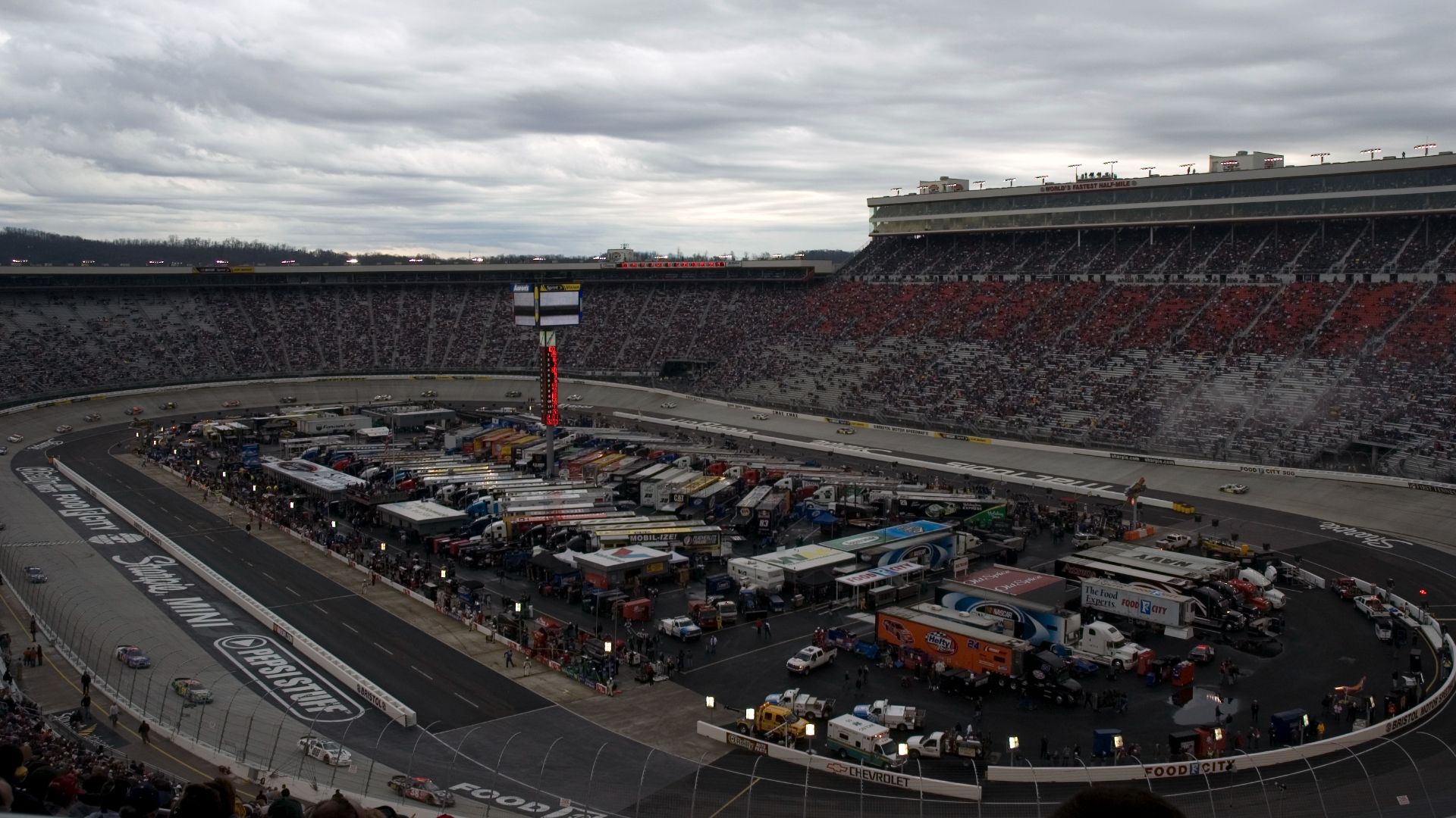 File:Bristol Motor Speedway in Bristol.jpg