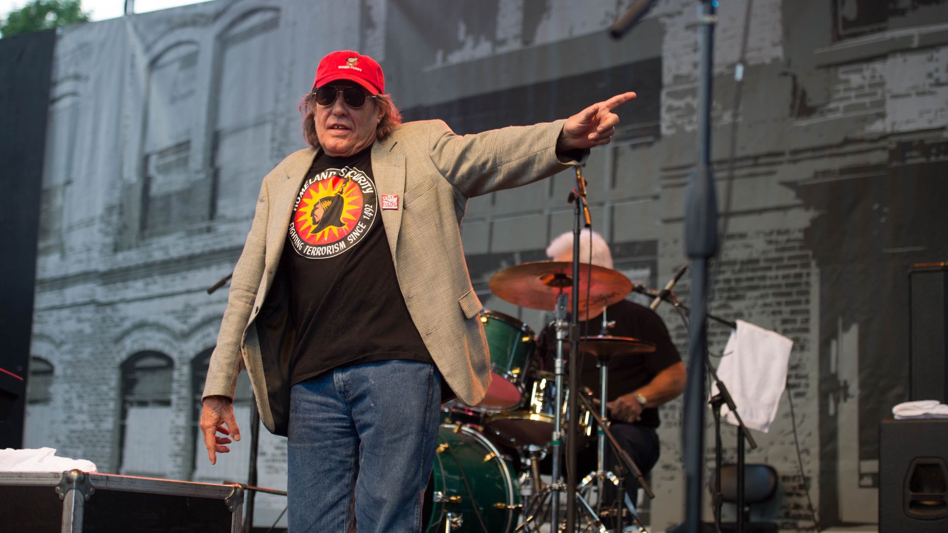 File:Commander Cody & his Lost Planet Airmen (14423986519).jpg