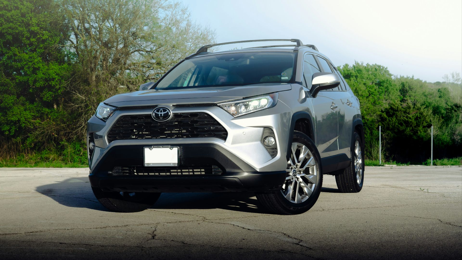 black and silver nissan suv