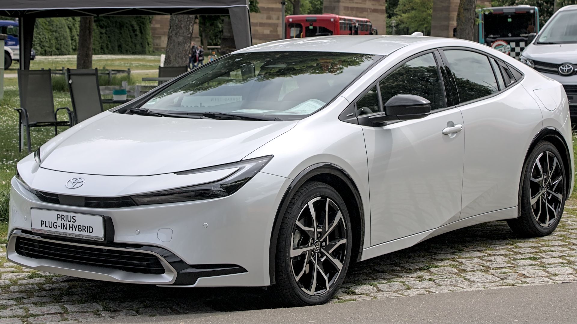 File:Toyota Prius (XW60) Plug-in Hybrid IMG 9905.jpg