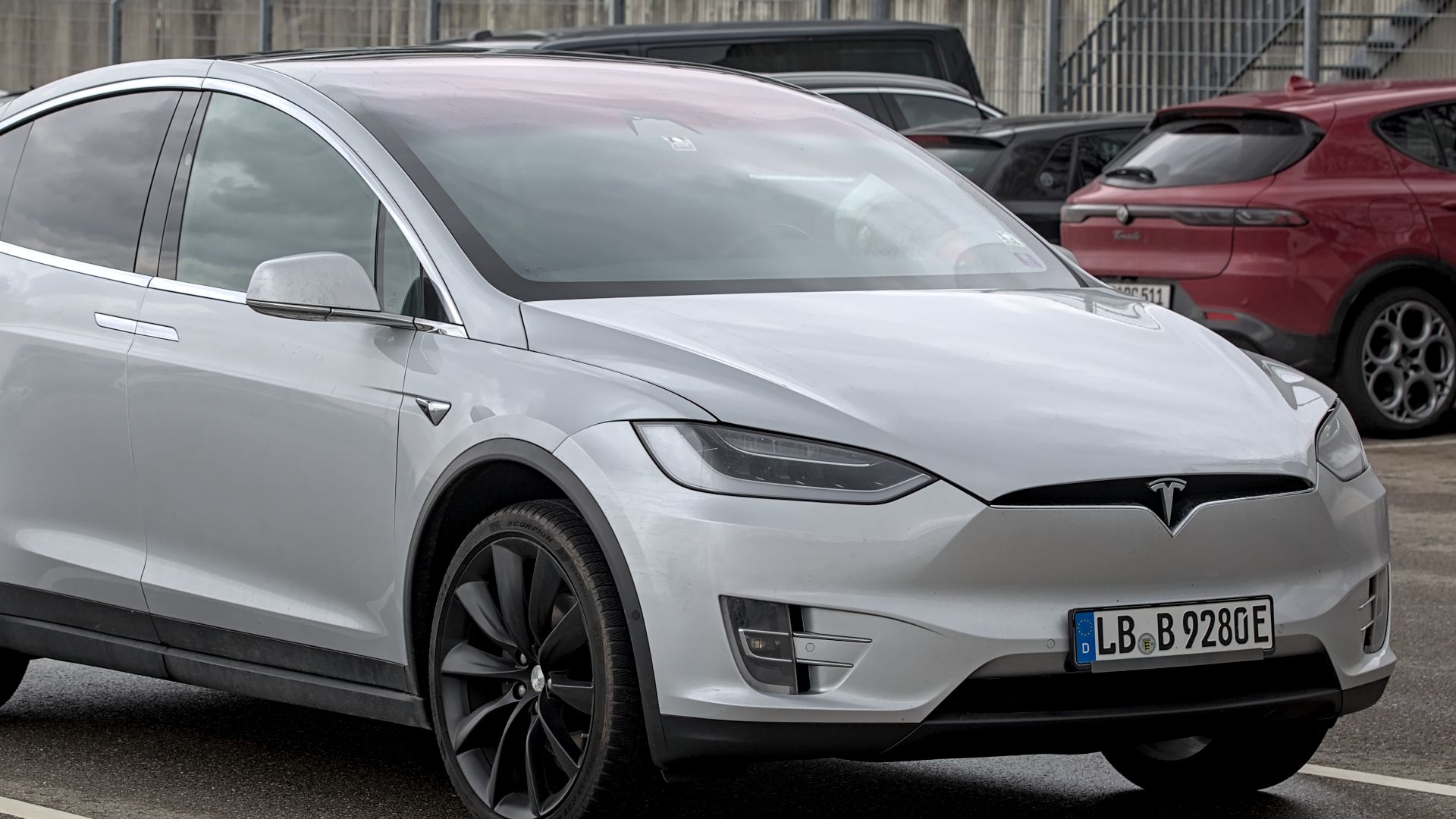 File:Tesla Model X 100D 1X7A6736.jpg