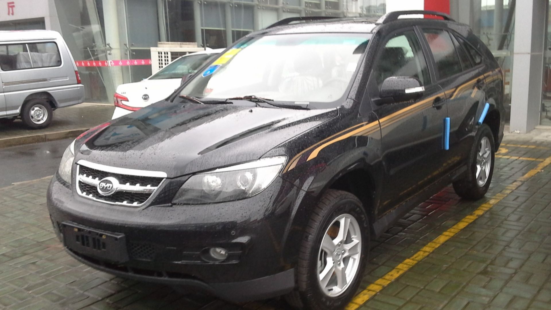 File:BYD S6 China 2015-04-06.jpg