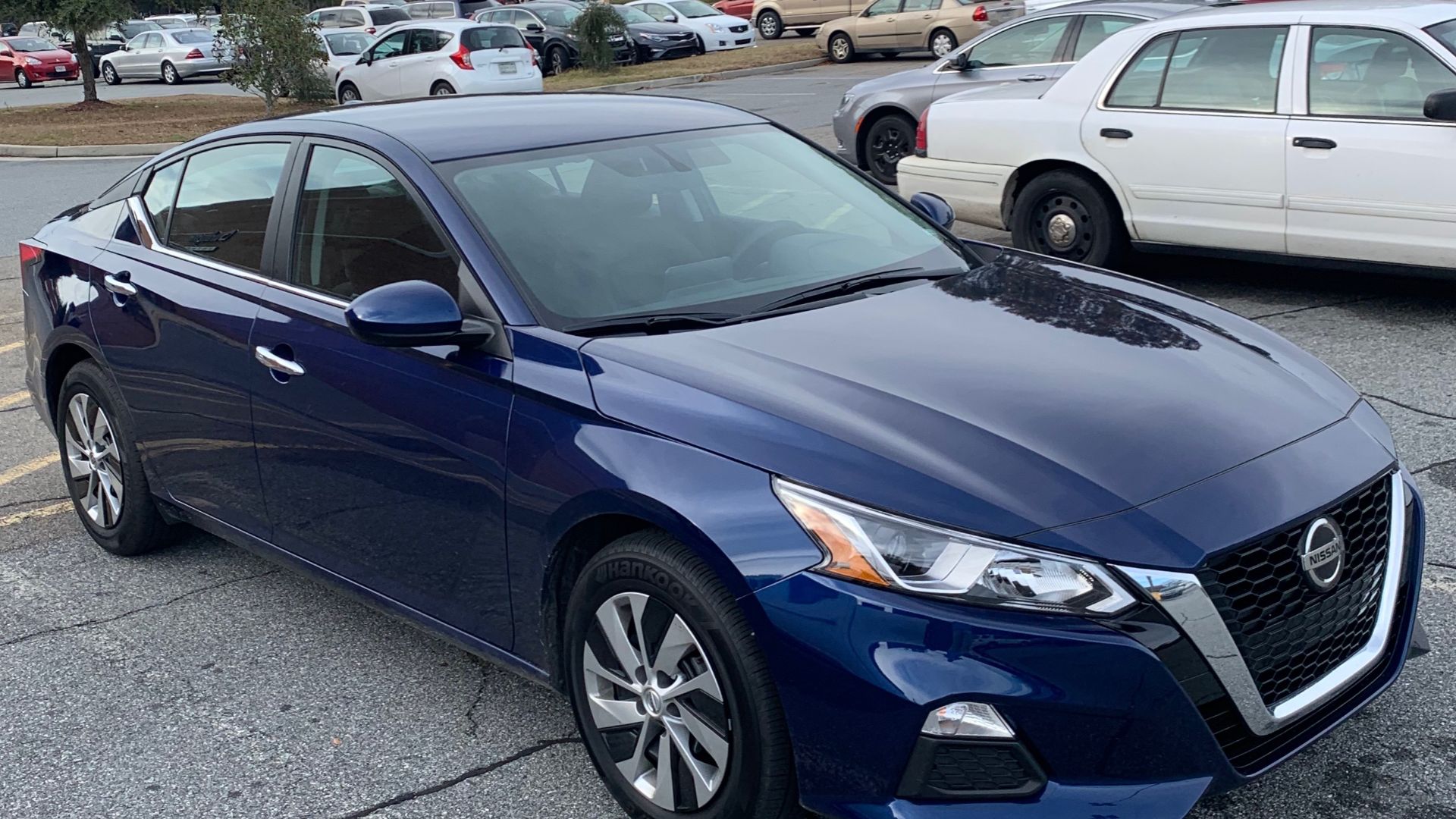 File:2019 Nissan Altima S.jpg