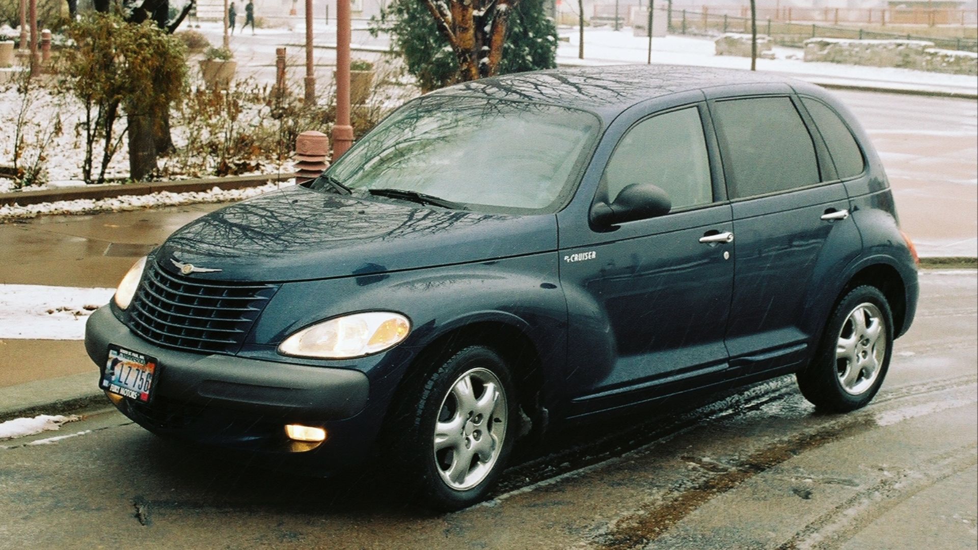 File:2001 Chrysler PT Cruiser Touring Edition (11541816116).jpg