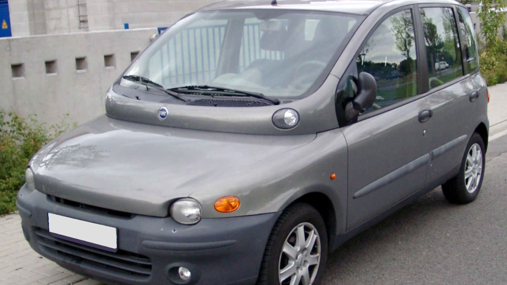 File:Fiat Multipla front 20080825.jpg
