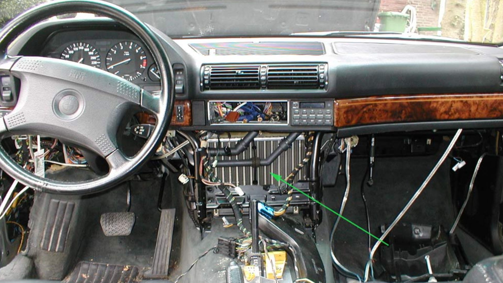 File:BMW E32 heater core.jpg