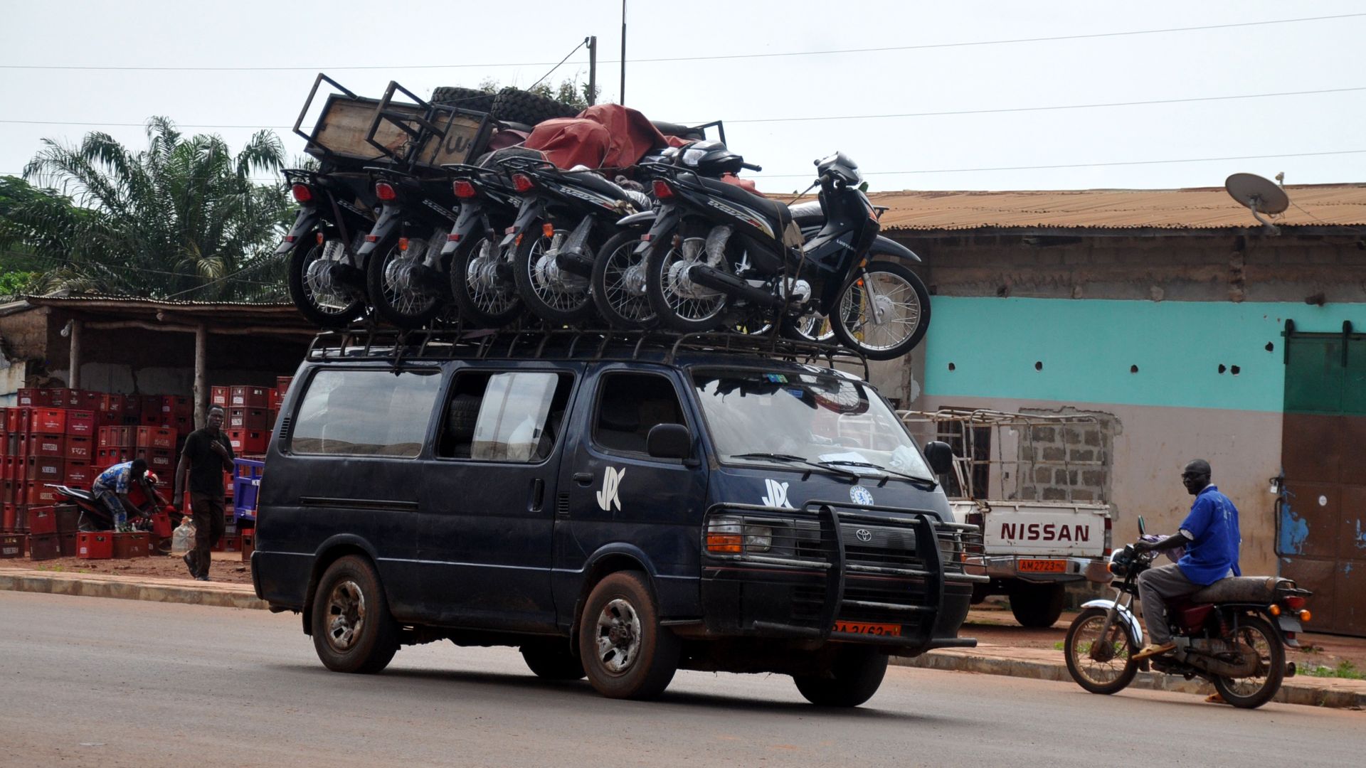 File:DEGAN Gabin ( overloading).jpg