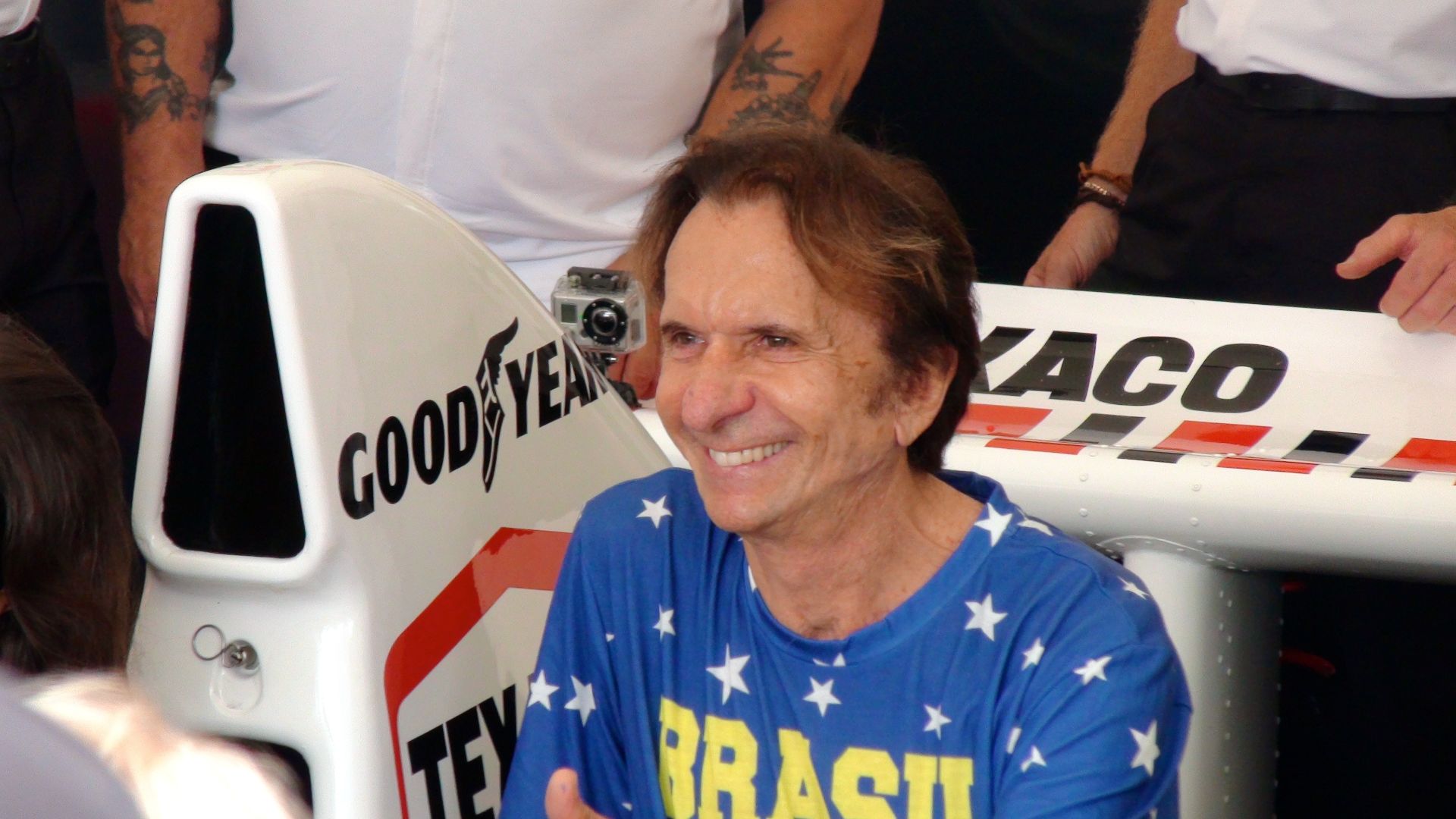 File:Emerson Fittipaldi at Goodwood 2014 001.jpg