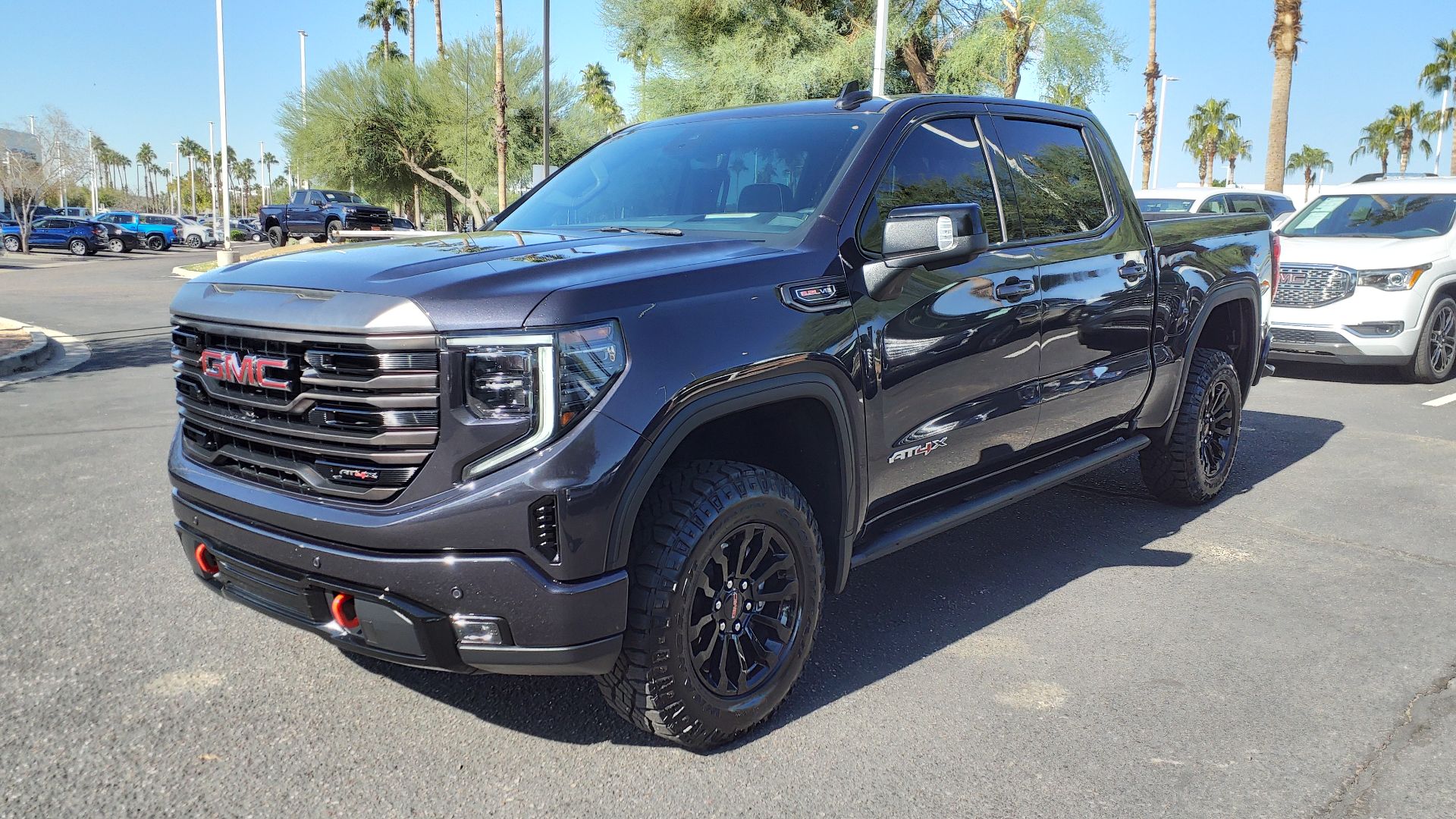 File:22 GMC Sierra 1500 AT4X.jpg