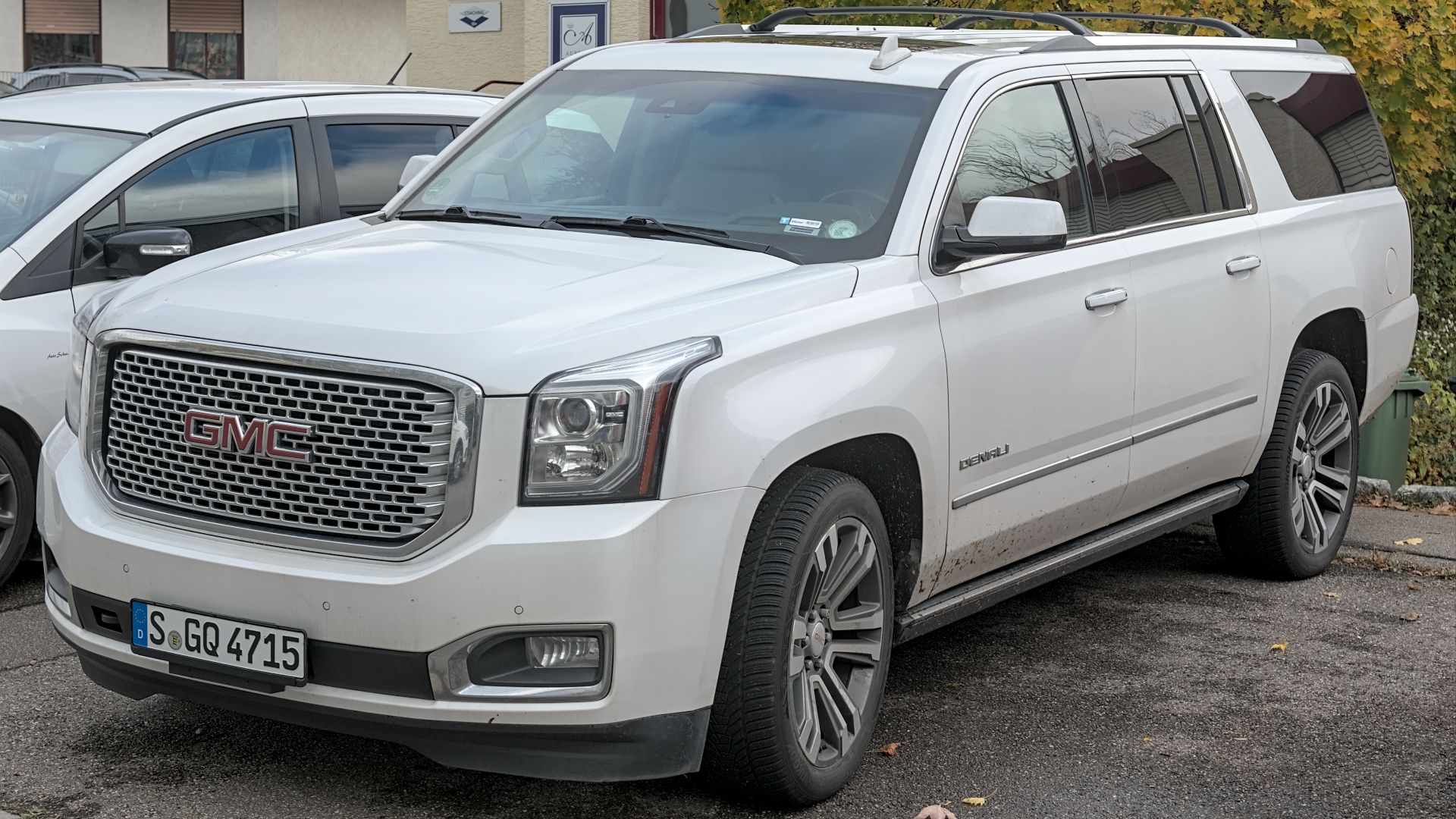 File:GMC Yukon Denali (GMTK2UG) DSC 2923.jpg