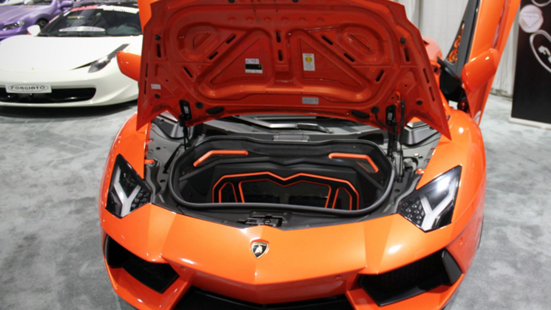 File:LA Auto Show 2012 (8256495677).jpg