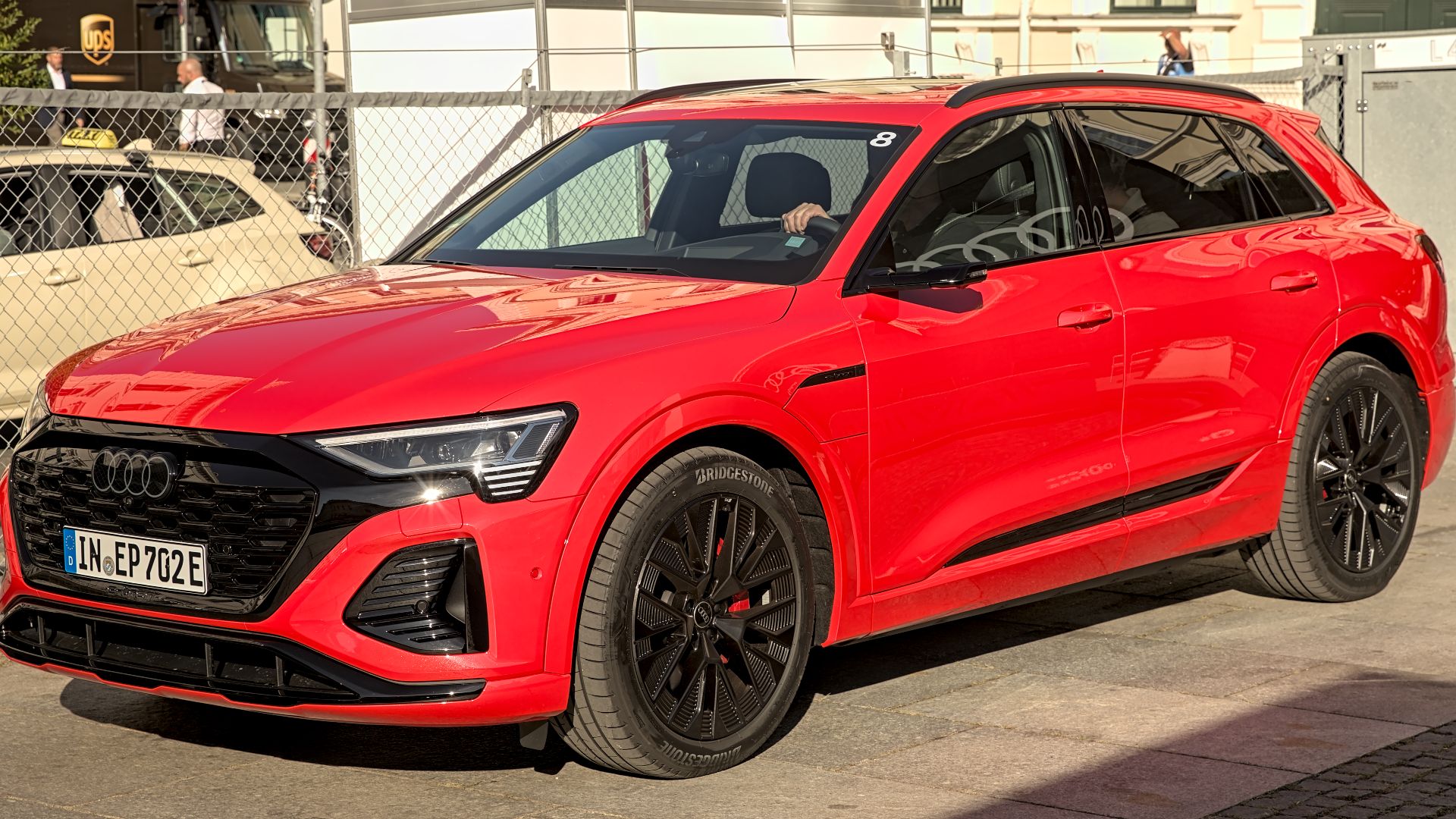 File:Audi Q8 e-tron IAA 2023 1X7A0616.jpg