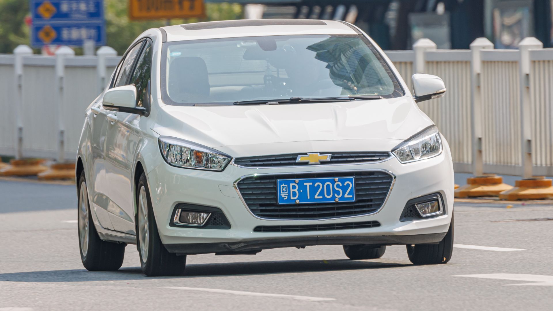 File:CHEVROLET CRUZE (D2SC) China.jpg
