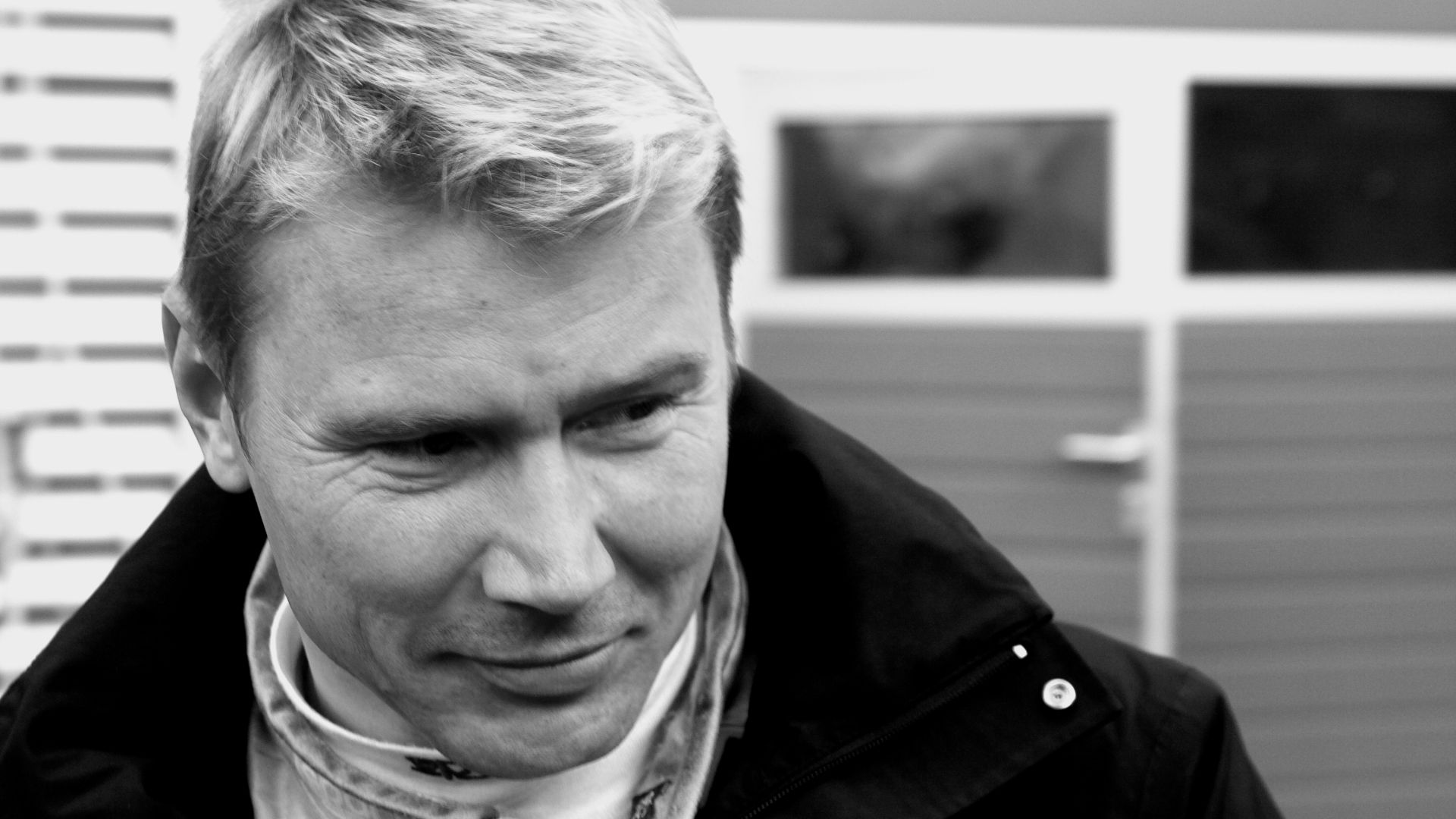 File:Mika Häkkinen - 2006.jpg