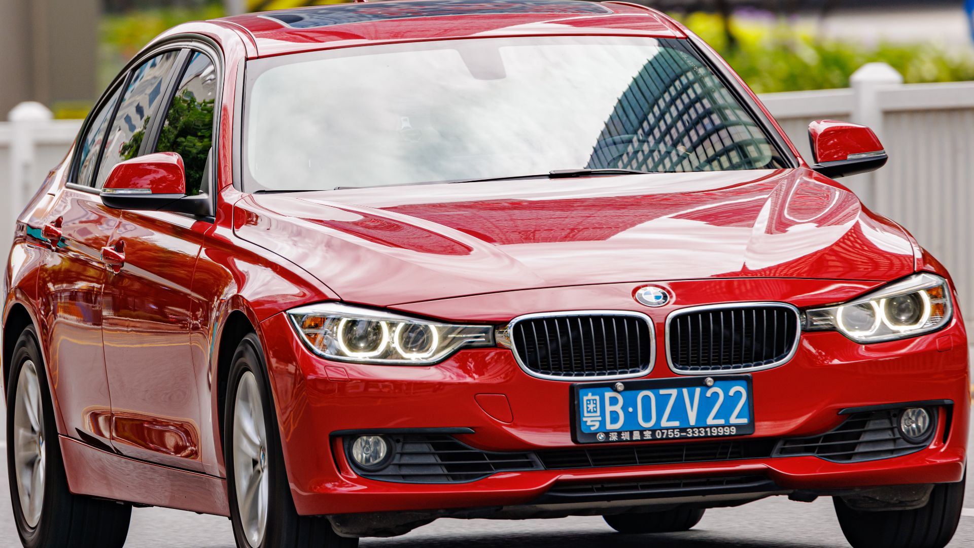 File:BMW 3 SERIES SEDAN (F30) China.jpg