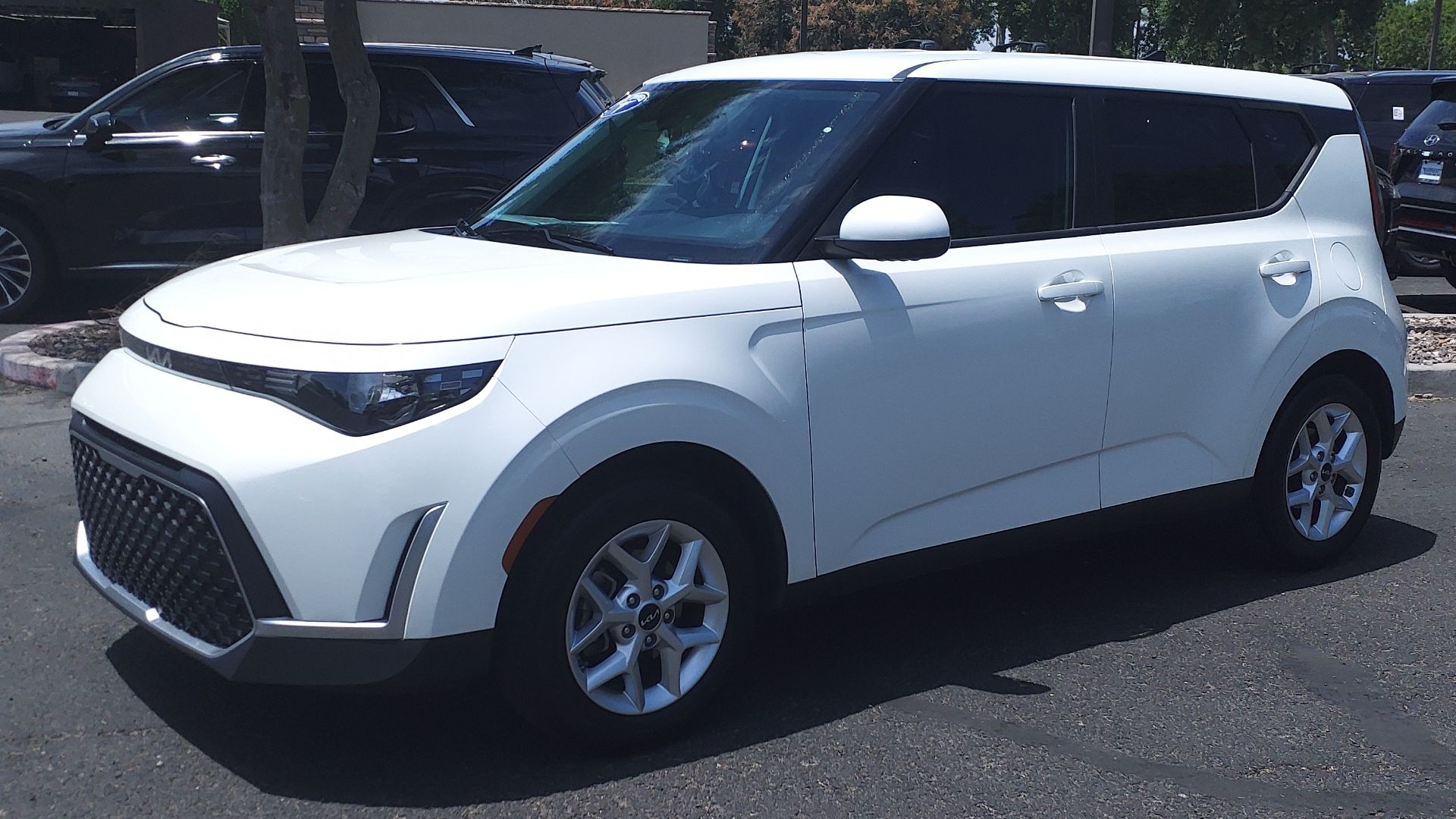 File:23 Kia Soul LX.jpg